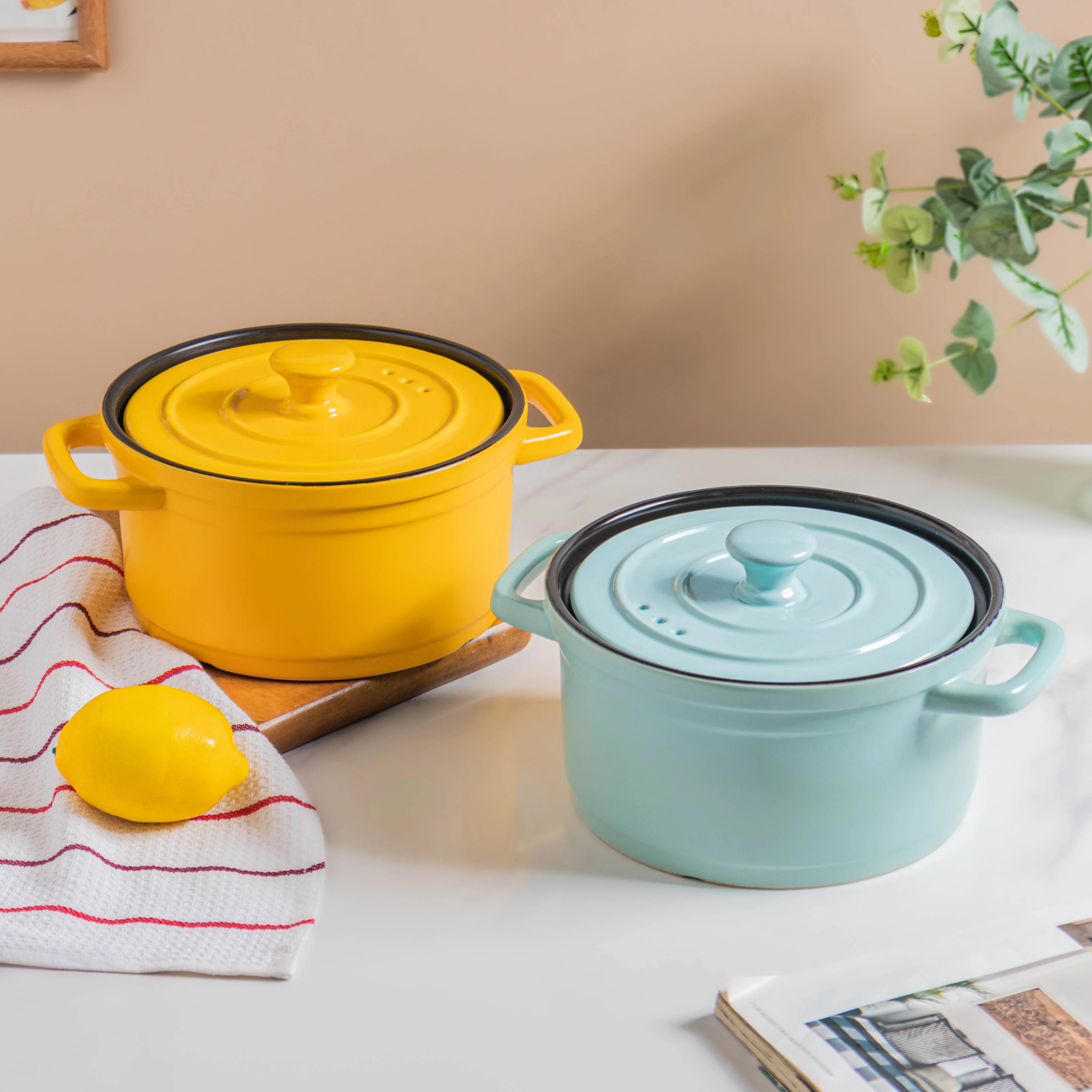 Deep Cooking Pot With Lid