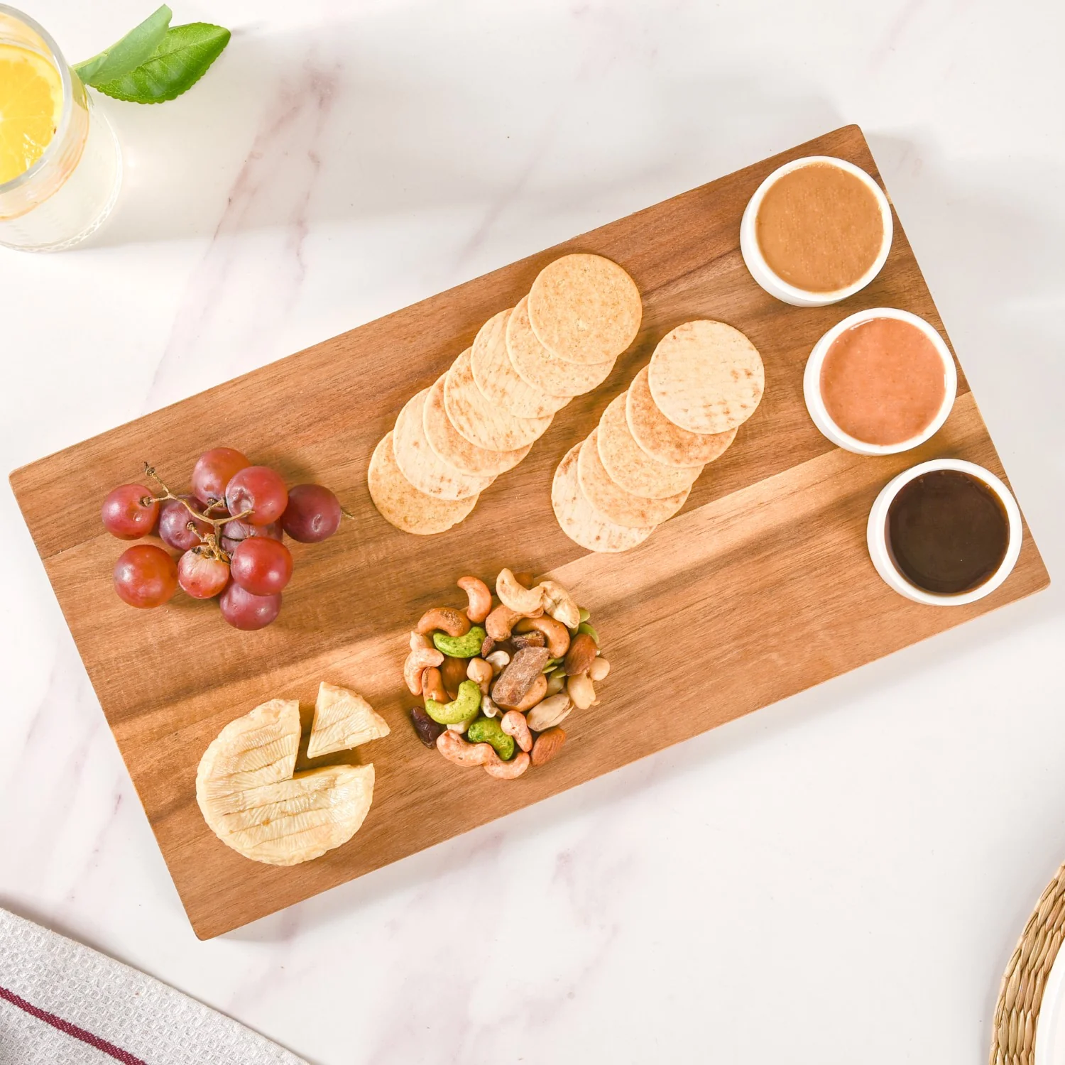 Acacia Wood Cheeseboard With Set Of 3 Small Bowls 50ml - Image 3