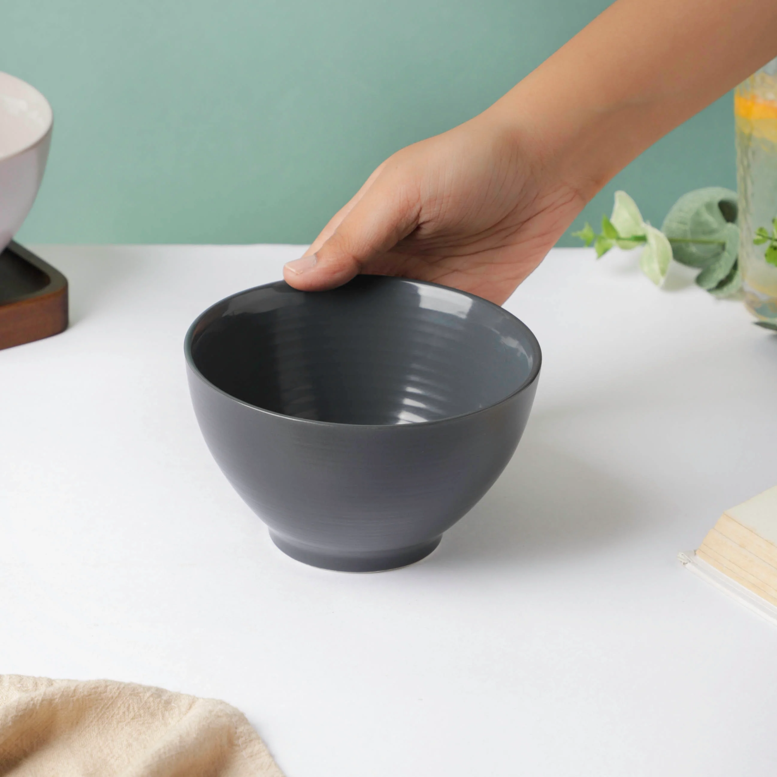 Adora Glossy Soup Bowl Black 500ml - Image 3