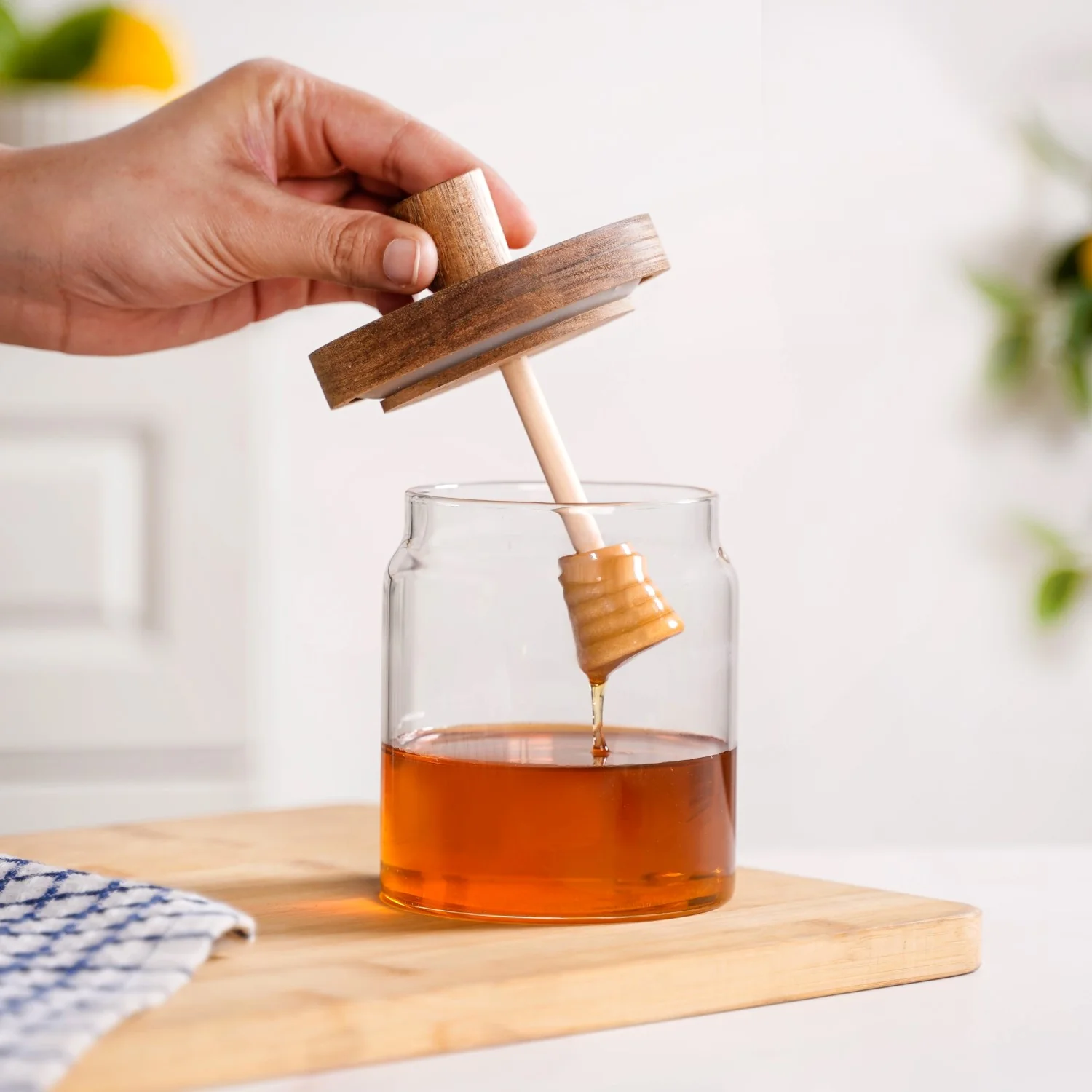 Airtight Lid Glass Honey Jar 500ml - Image 2