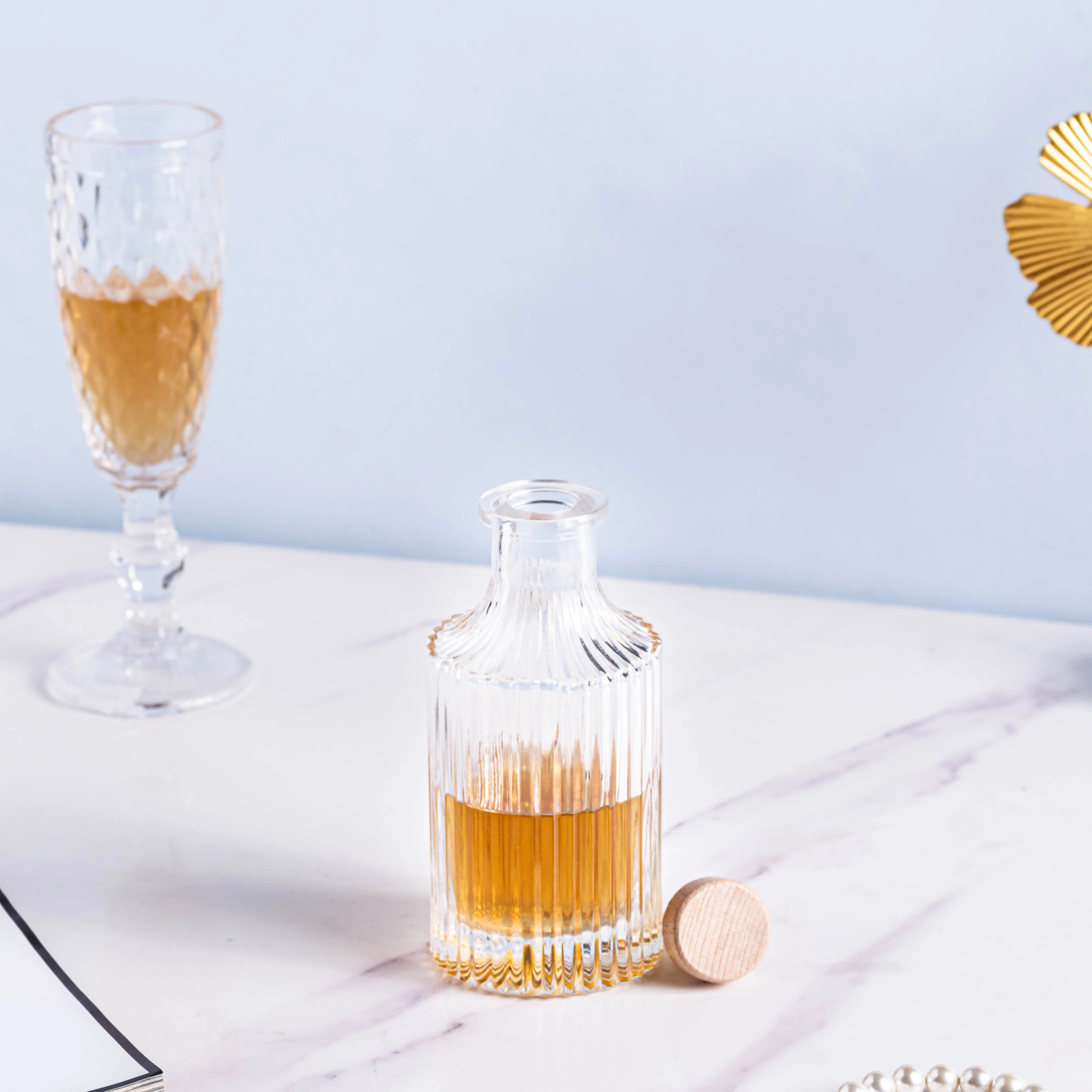 Airtight Wine Bottle with Cork - Image 4