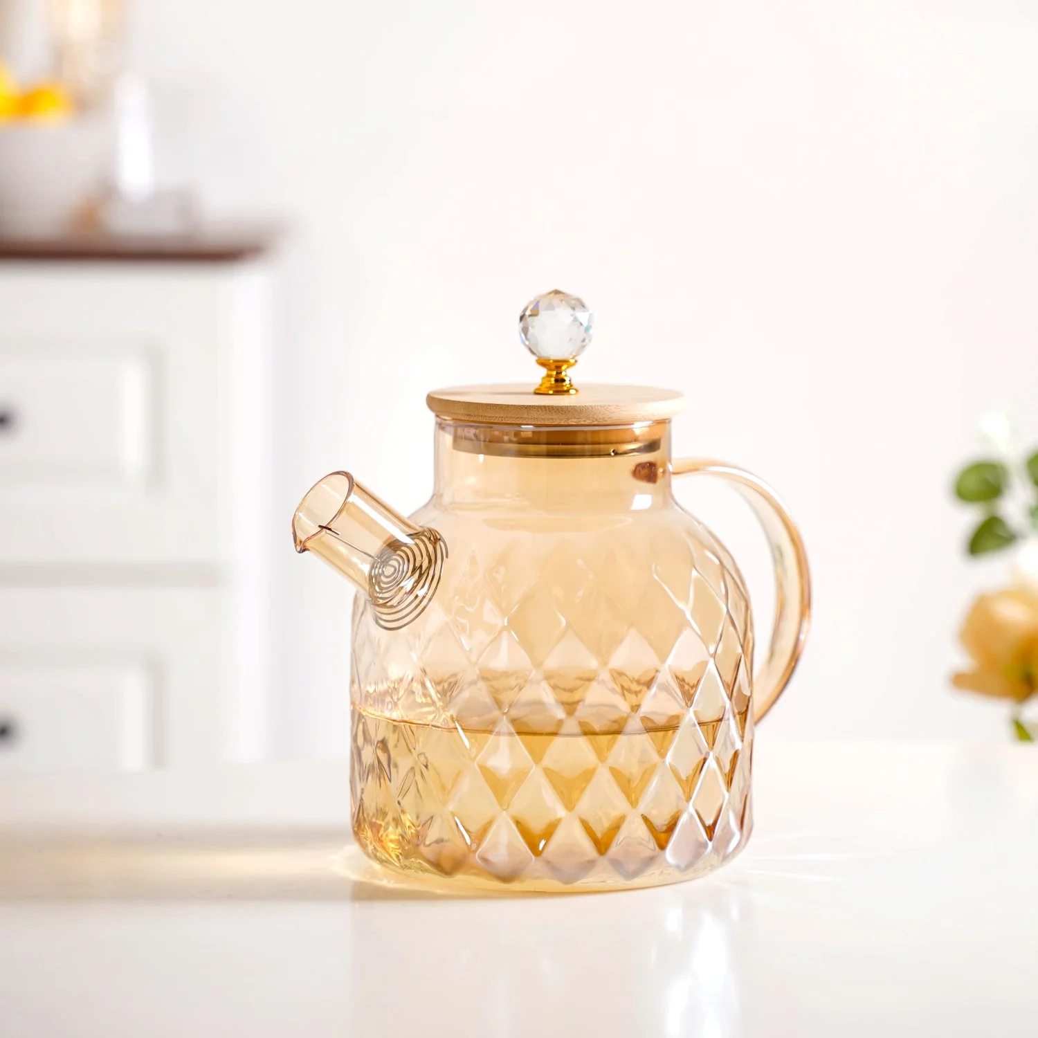 Amber Luxe Diamond Borosilicate Glass Jug 900ml - Image 3