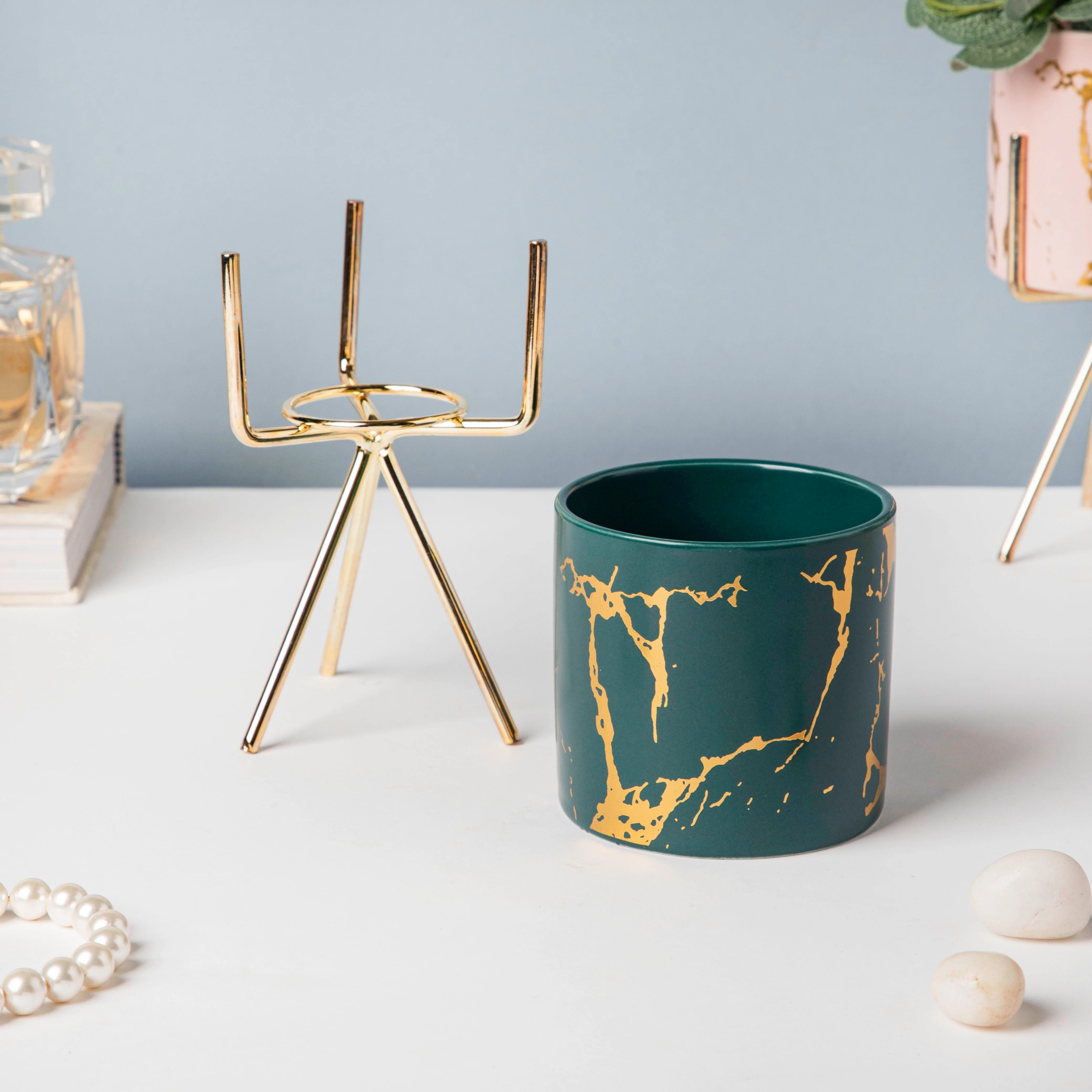 Auric Marble Green Planter with Stand Small - Image 4