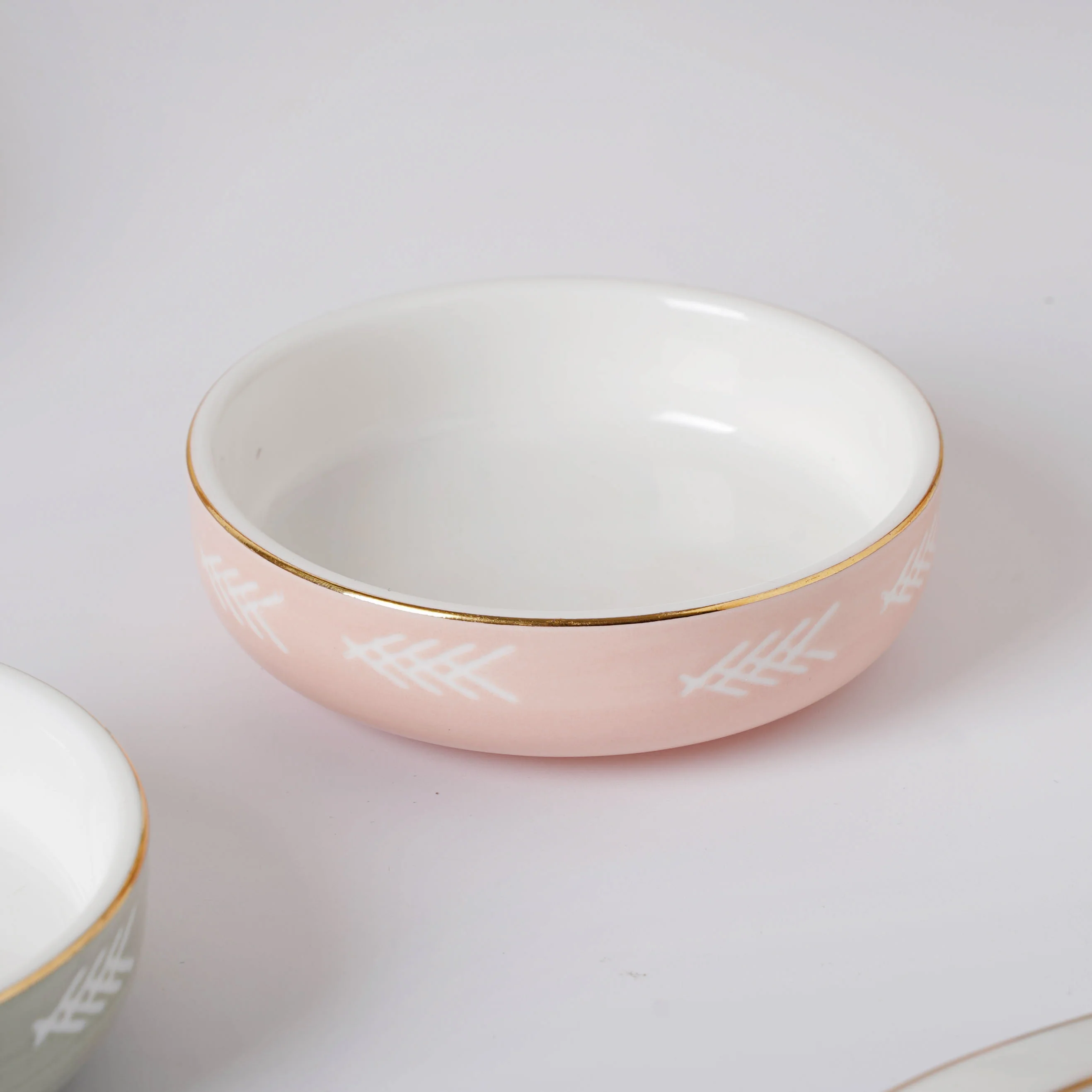 Azo Pink Grey 34 Piece Dinner Set For 6 - Image 20