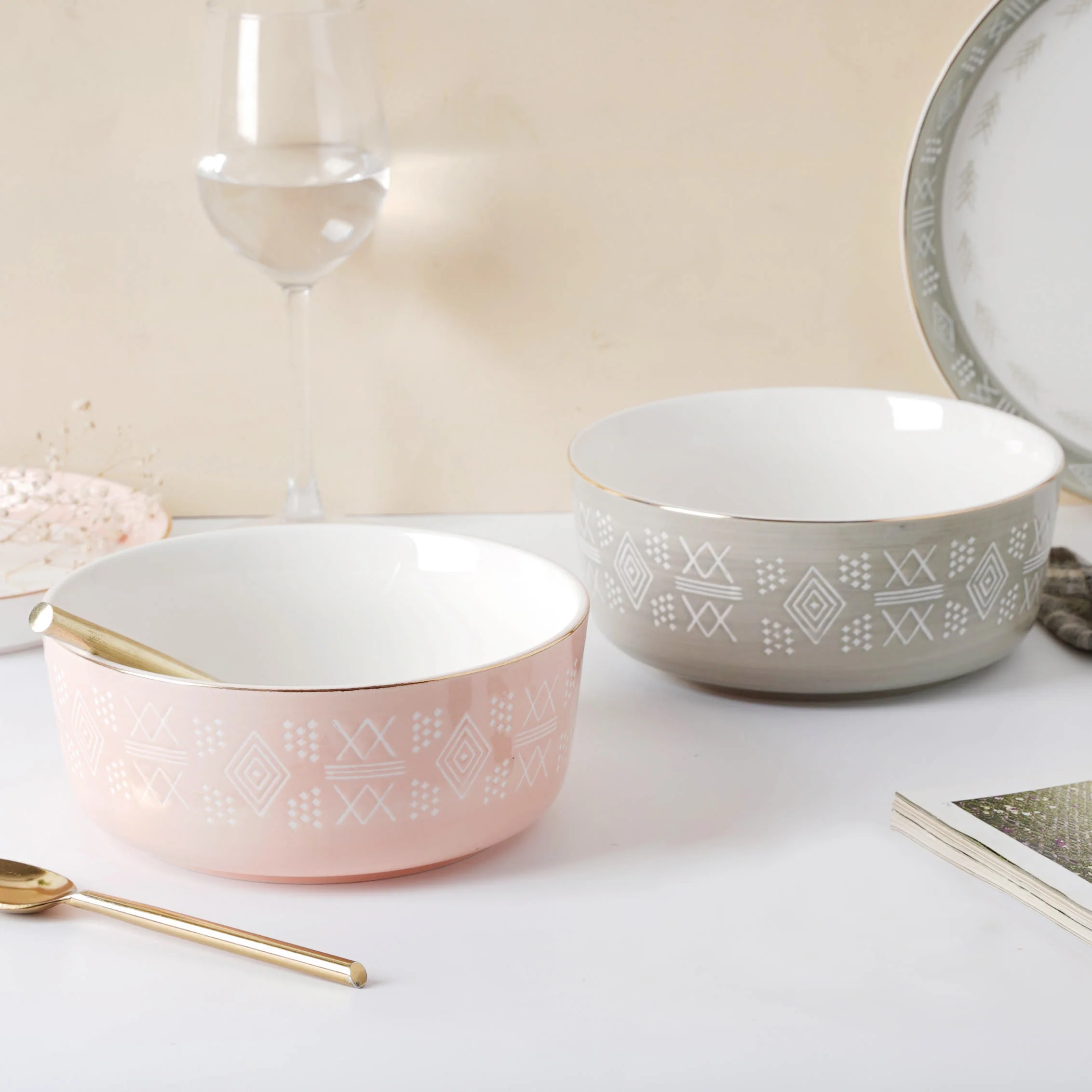 Azo Serving Bowl Grey - Image 6