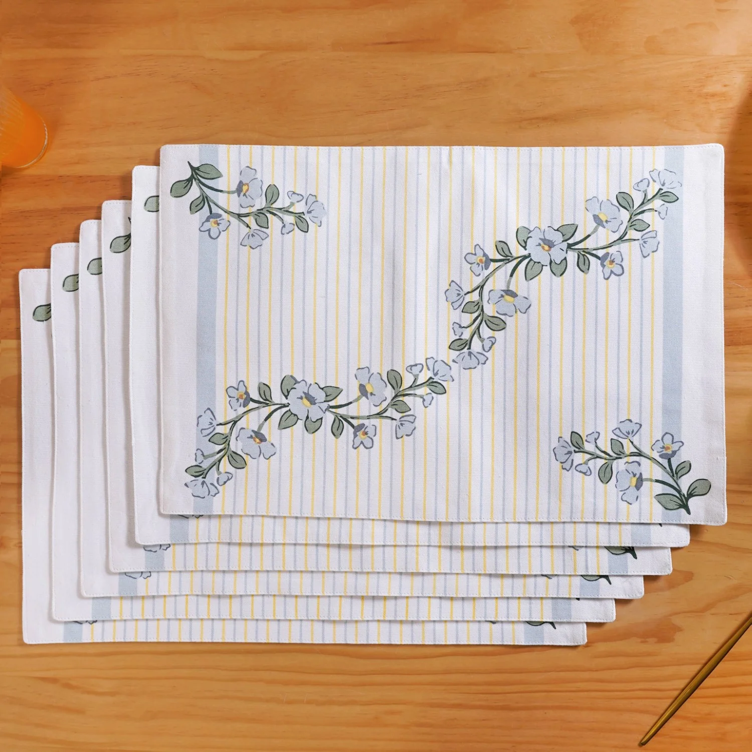 Azzurro Printed Cotton Mat And Napkin Set Of 12 - Image 3