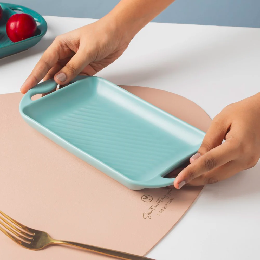 Baking Tray With Handle Blue - Image 2
