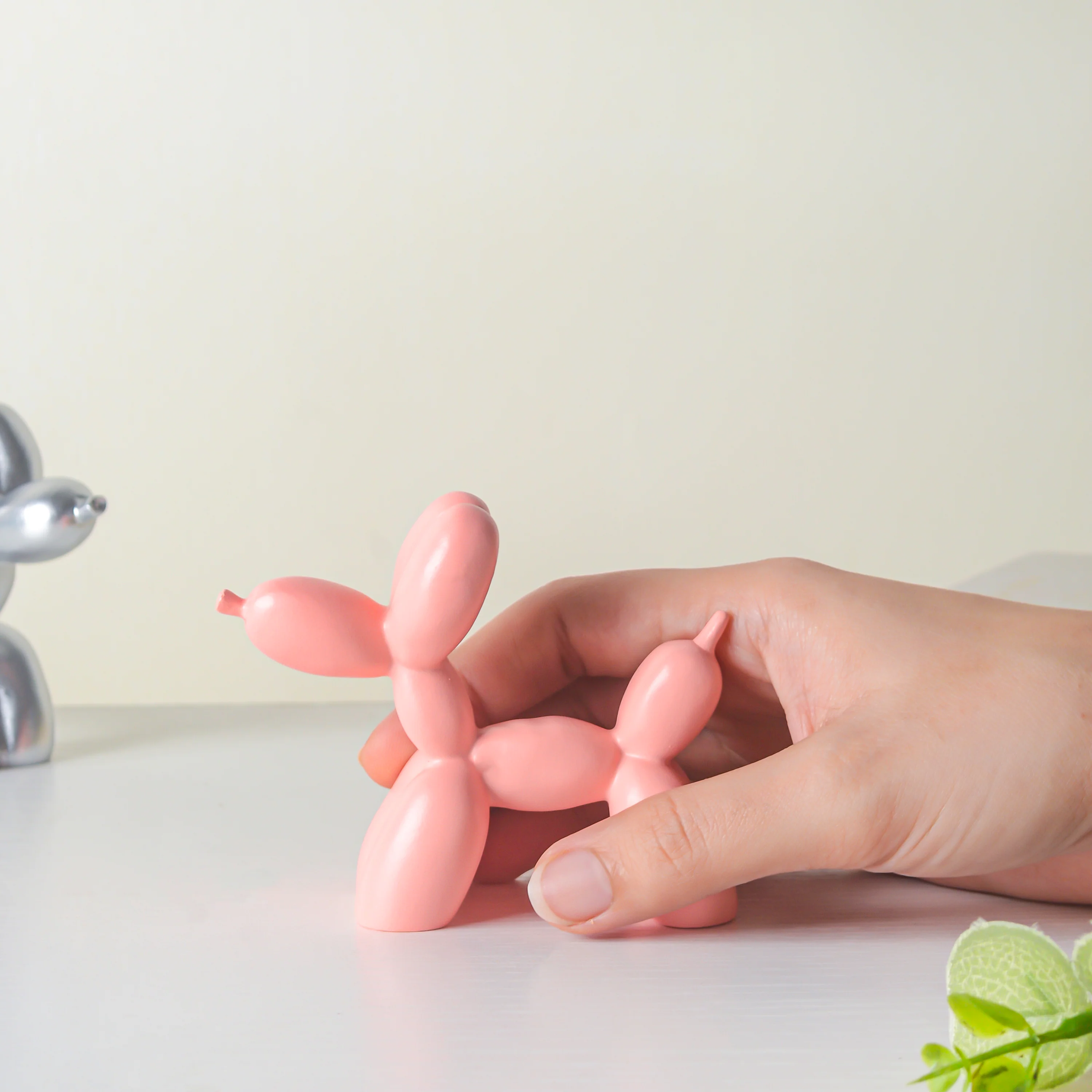 Balloon Dog Resin Mini Showpiece Pink - Image 3