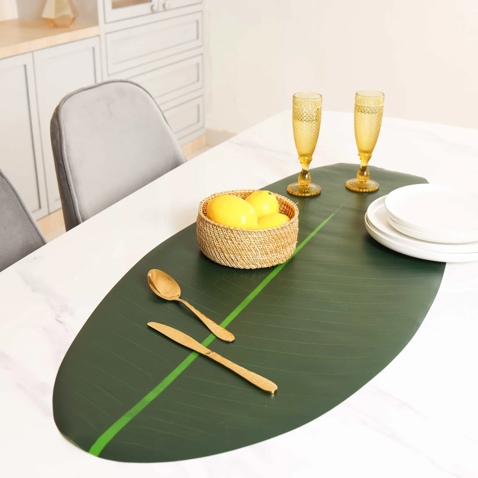 Banana Leaf Table Runner - Image 9