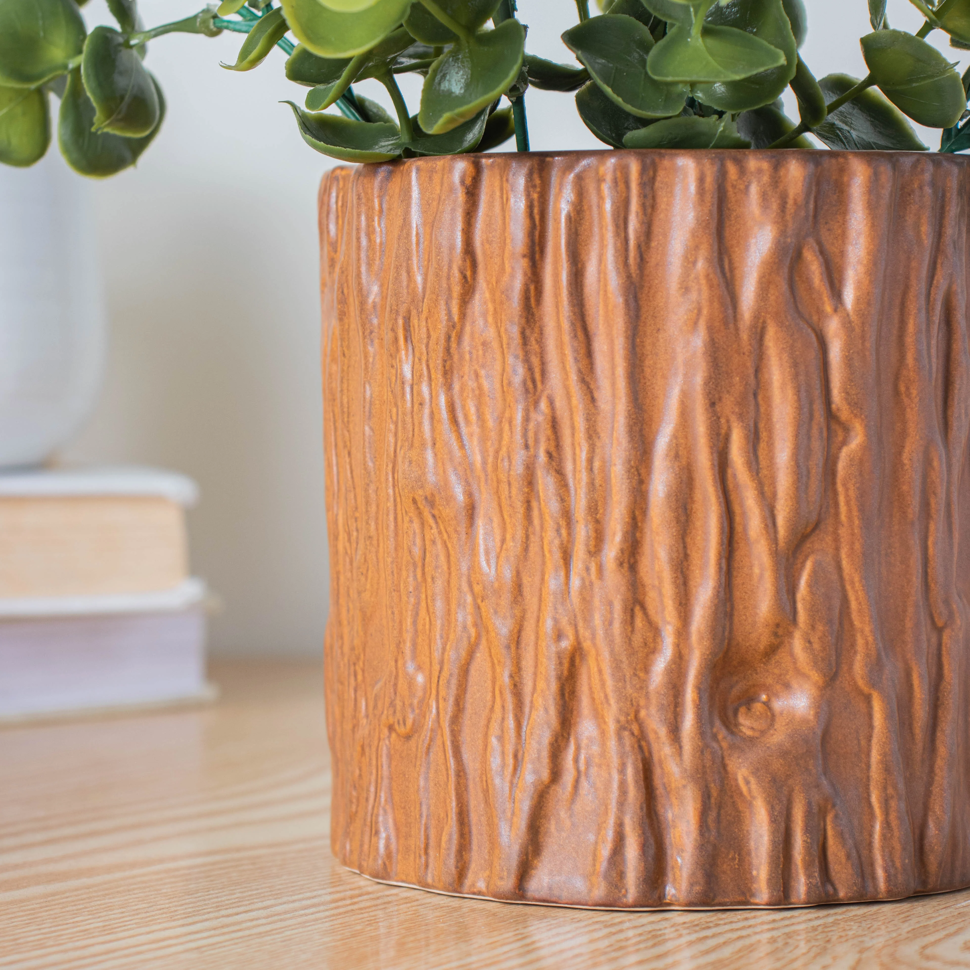 Bark Caramel Vase - Image 7