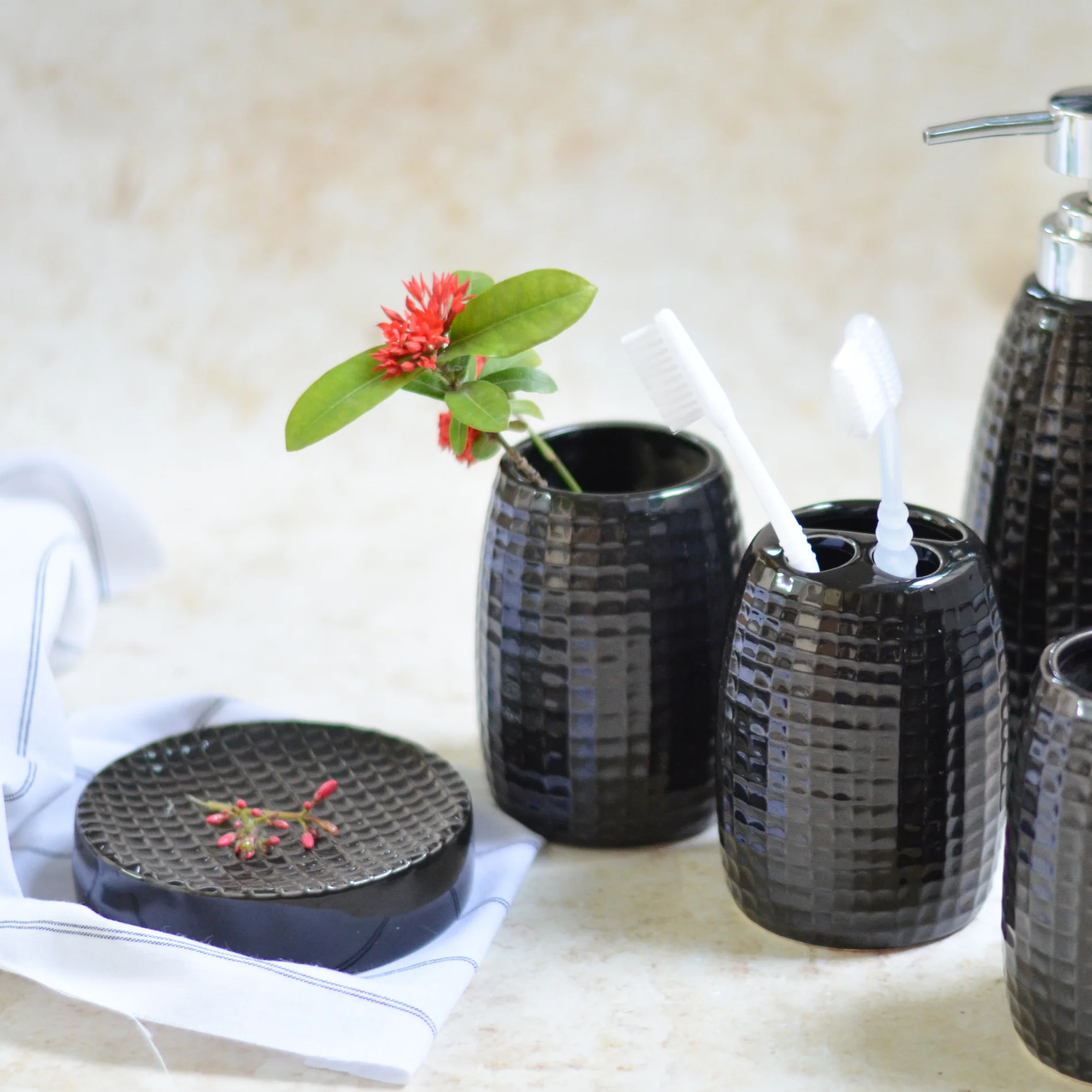 Bath Accessories Set - Image 3