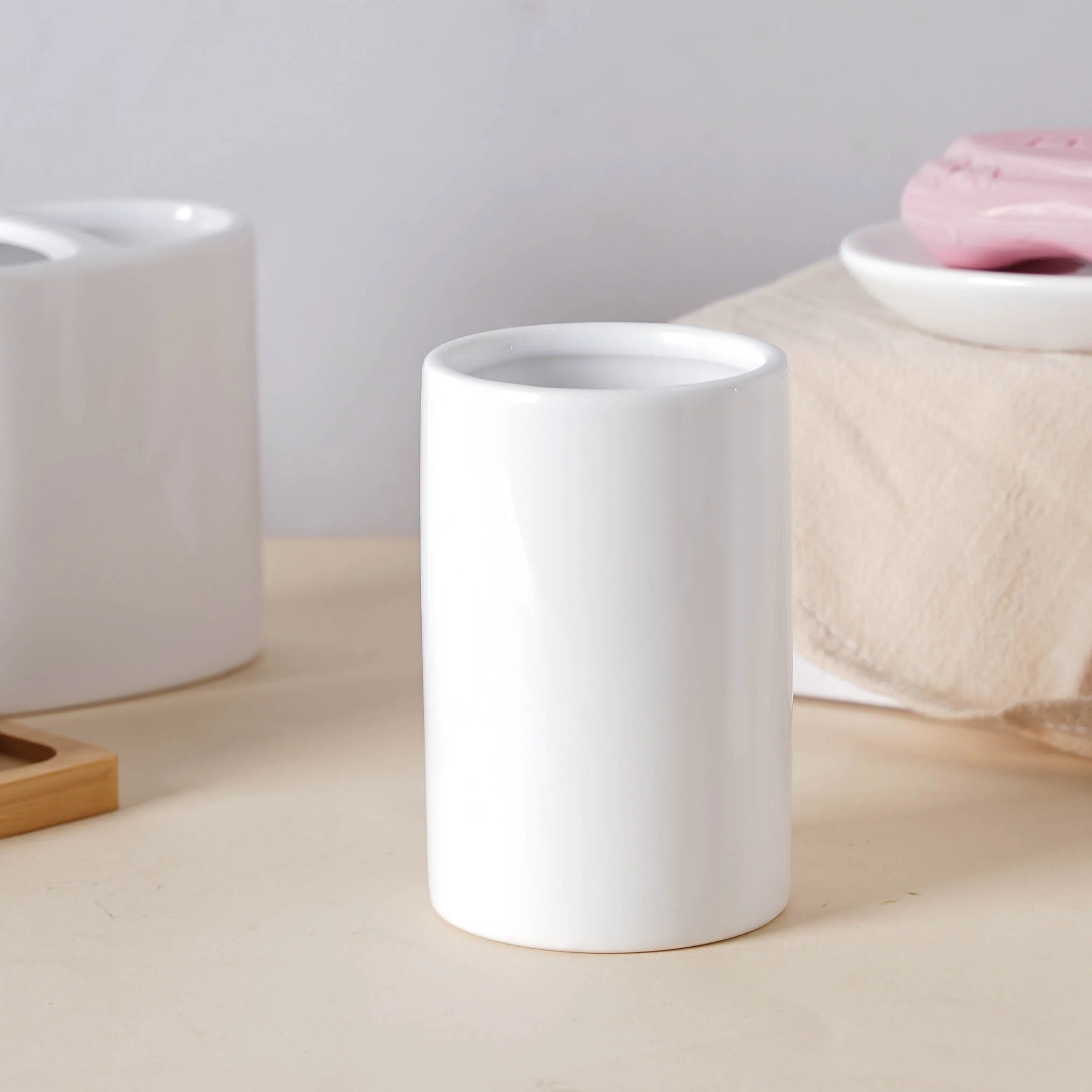 Bathroom Set of 5 White - Image 5