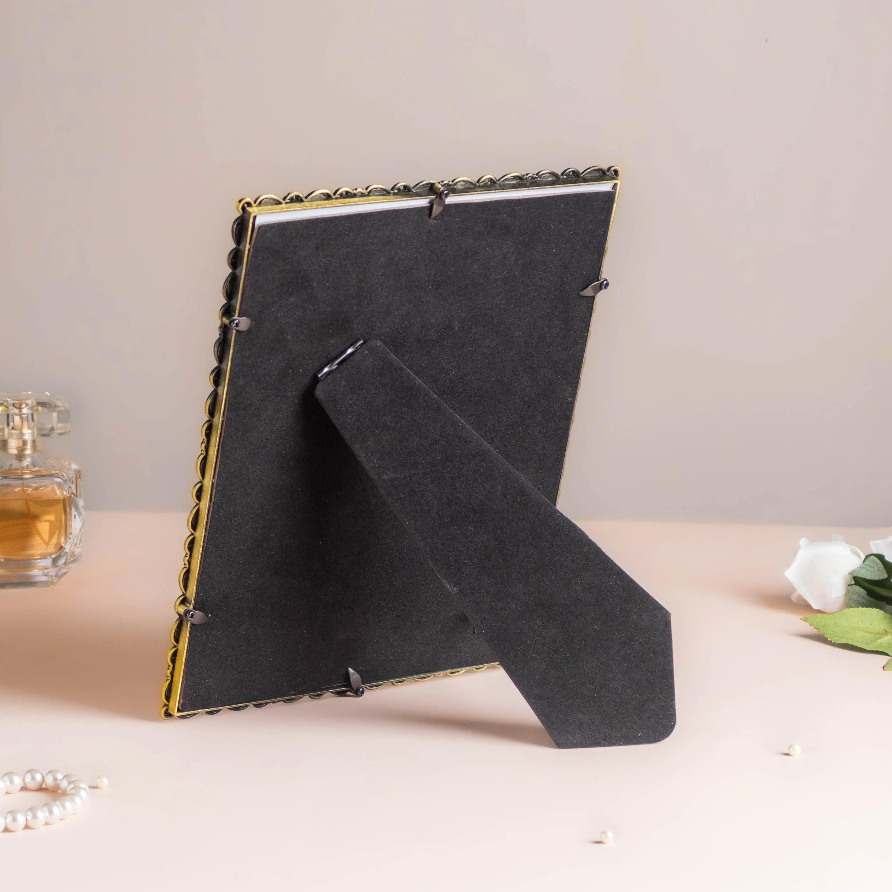Beaded Photo Frame - Image 8