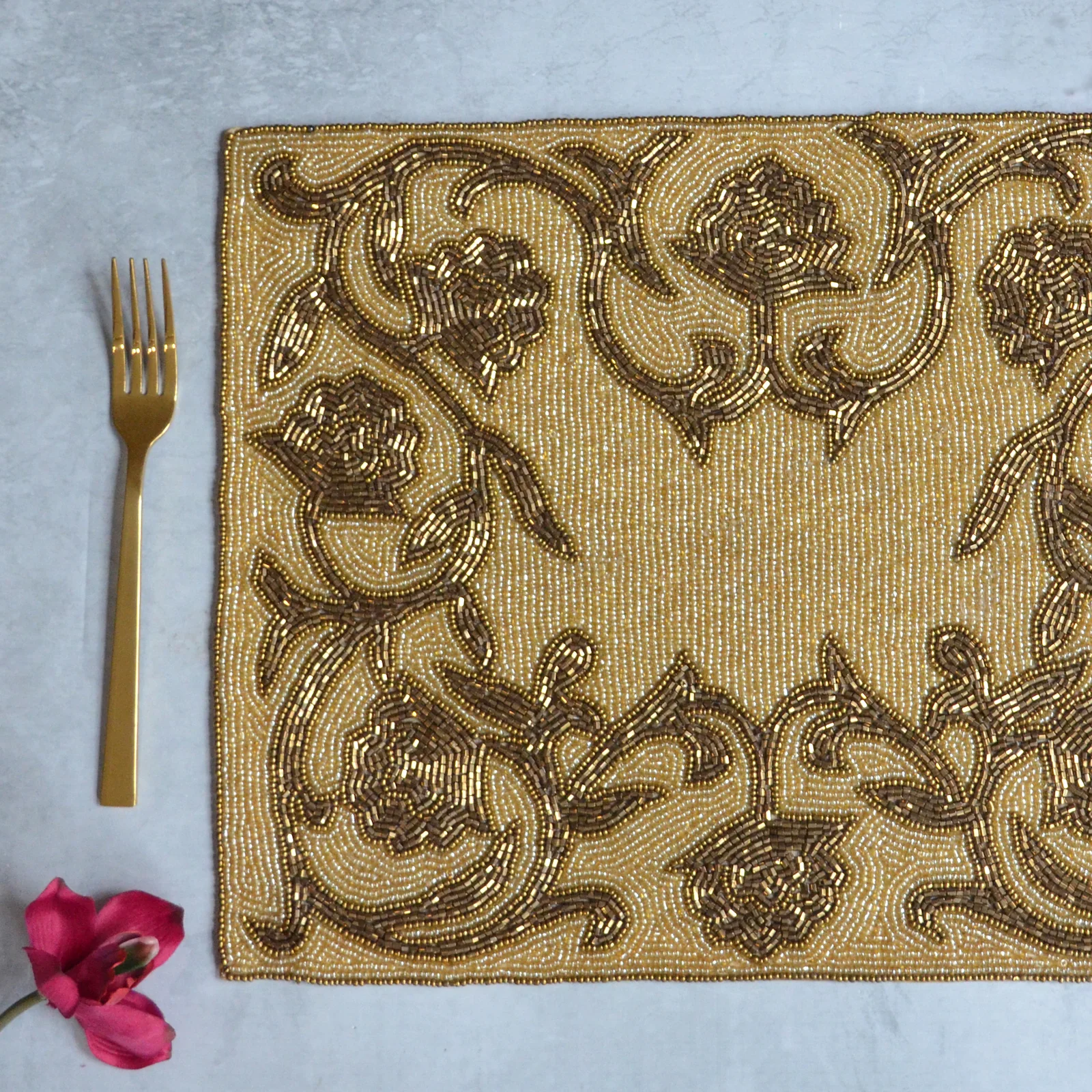 Beads Gold Rectangle Table Mat - Image 5