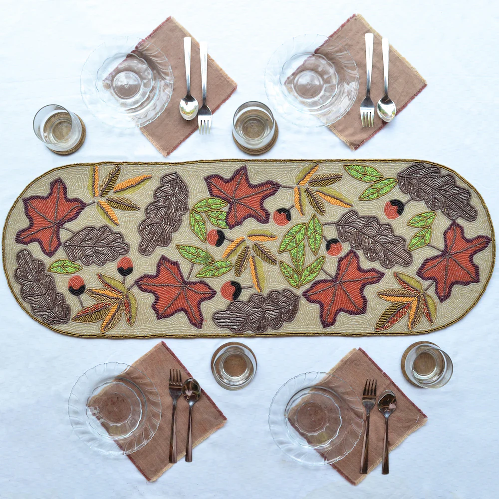 Beads Maple Leaf Runner