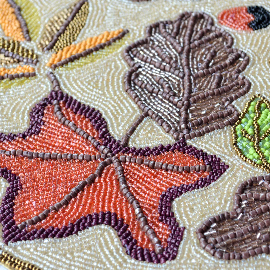 Beads Maple Leaf Runner - Image 2
