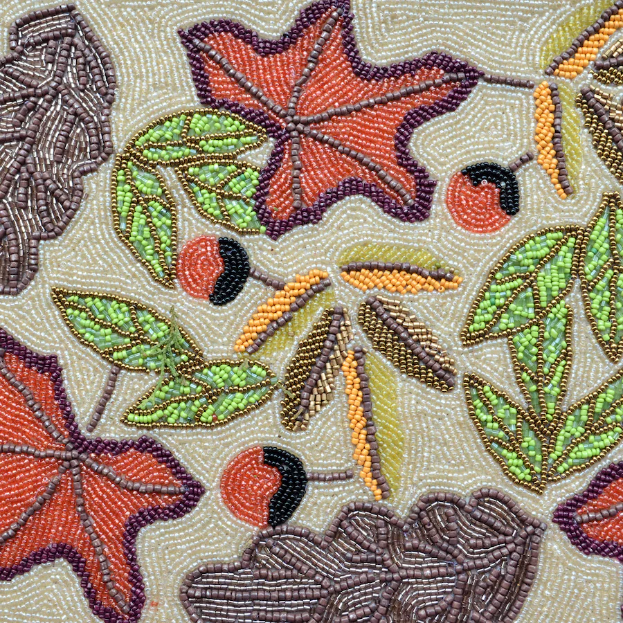 Beads Maple Leaf Runner - Image 3