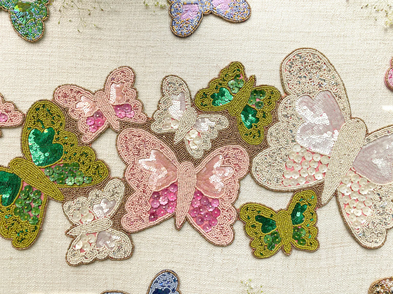 BEADS Butterfly Runner - Pink Green White - Image 7