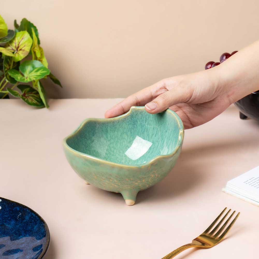 Belize Snack Bowl With Legs Green 300 ml - Image 3