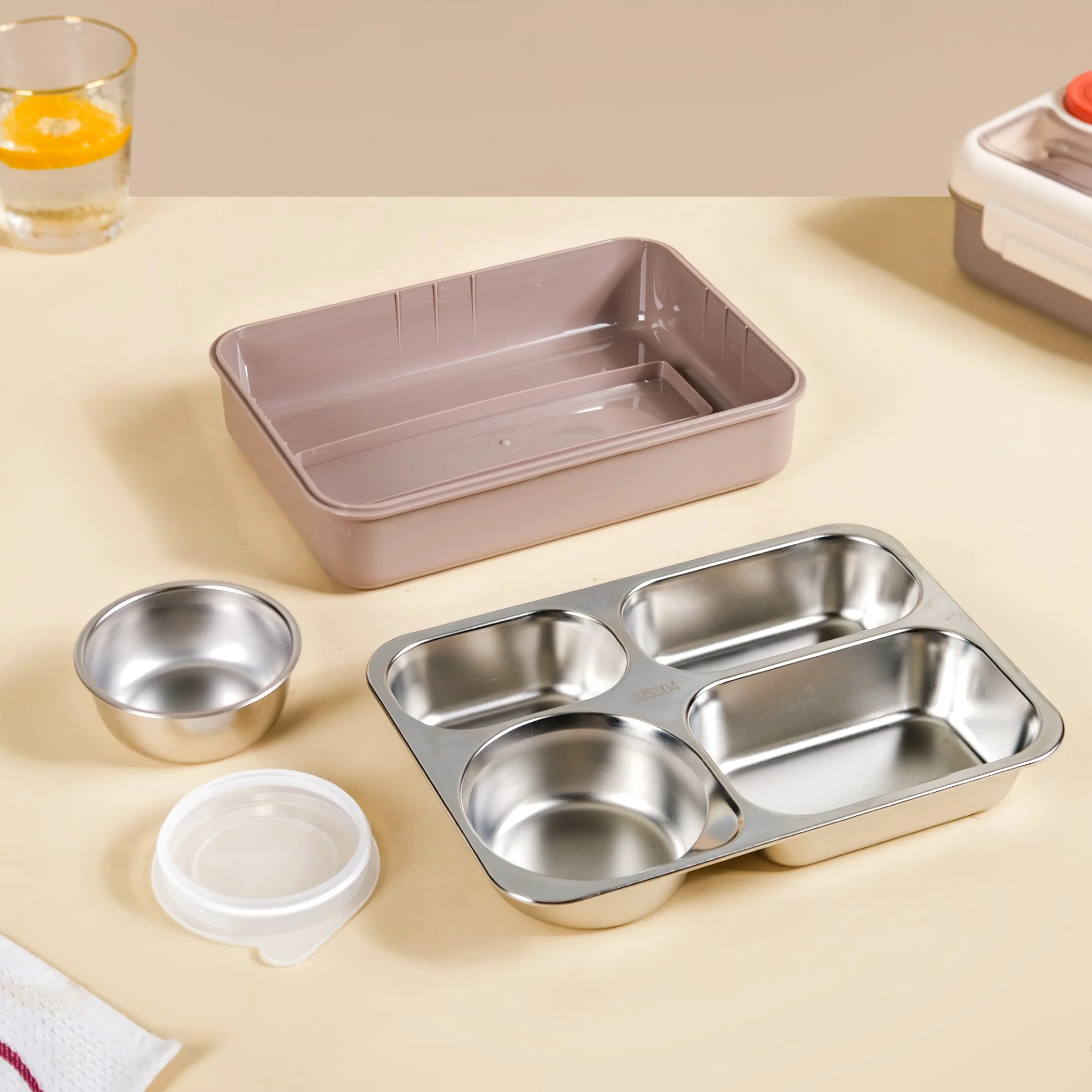 Bento Beige Stainless Steel Insulated Lunch Box For Work 950ml - Image 15