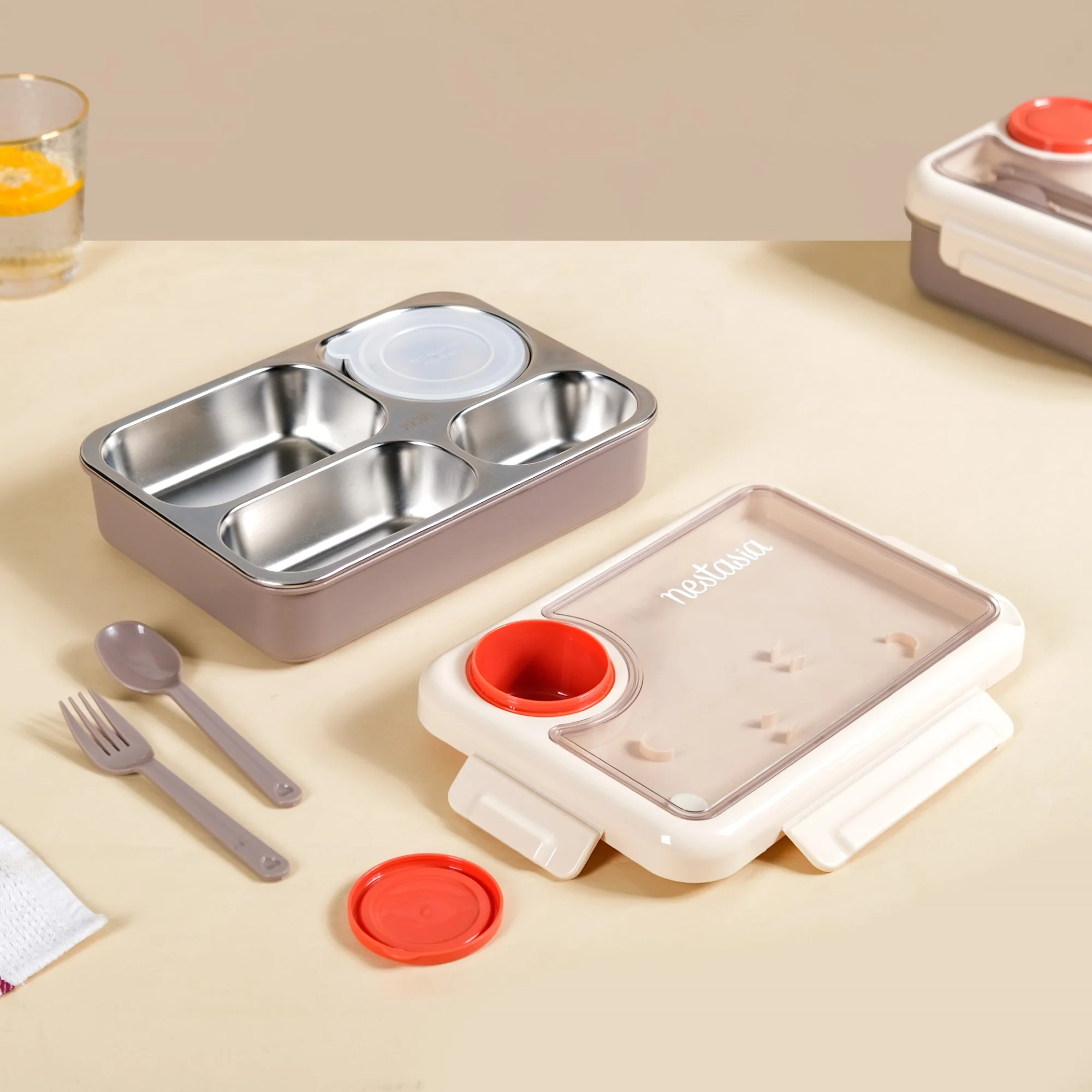 Bento Beige Stainless Steel Insulated Lunch Box For Work 950ml - Image 3