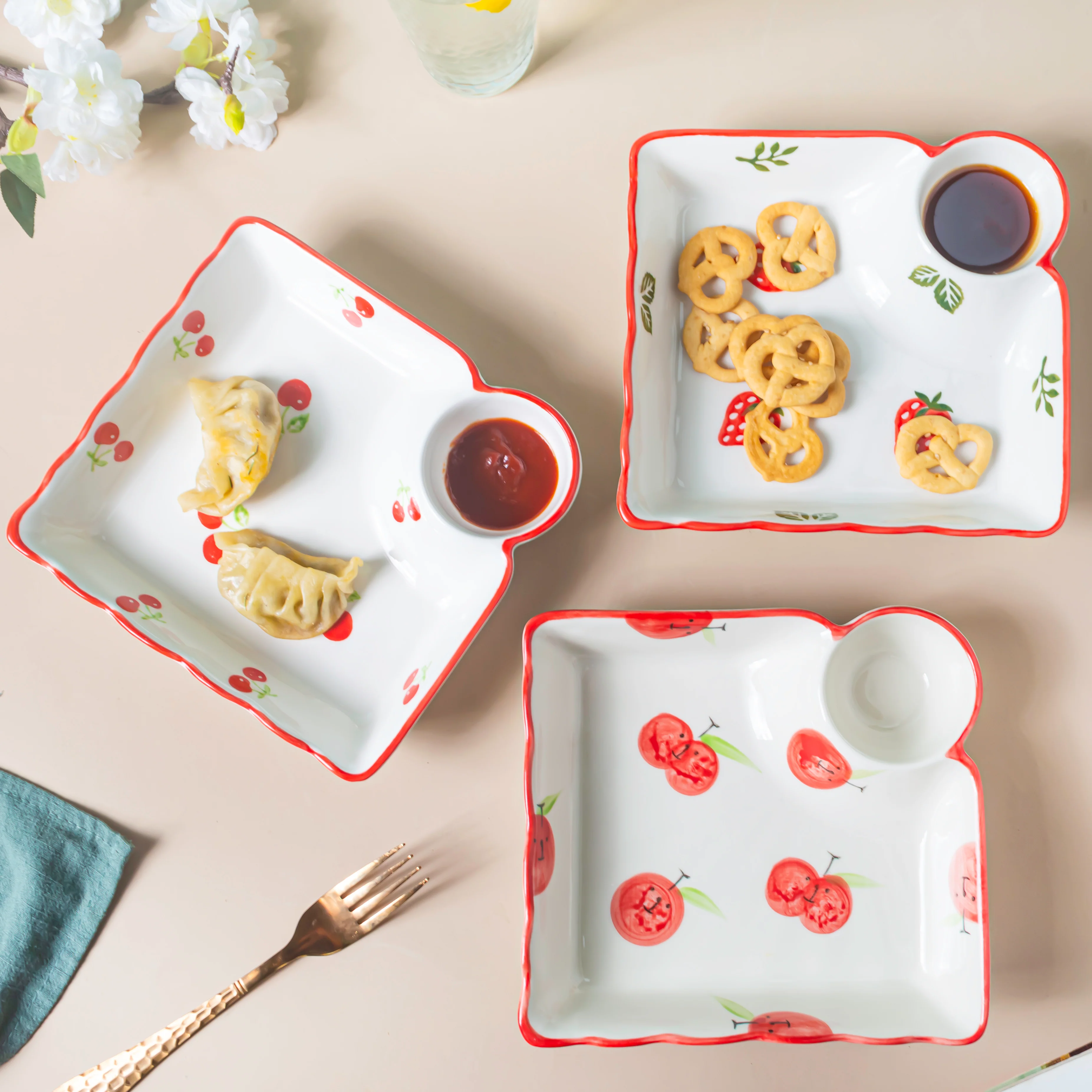 Berry Cute Strawberry Sectioned Plate Red - Image 10