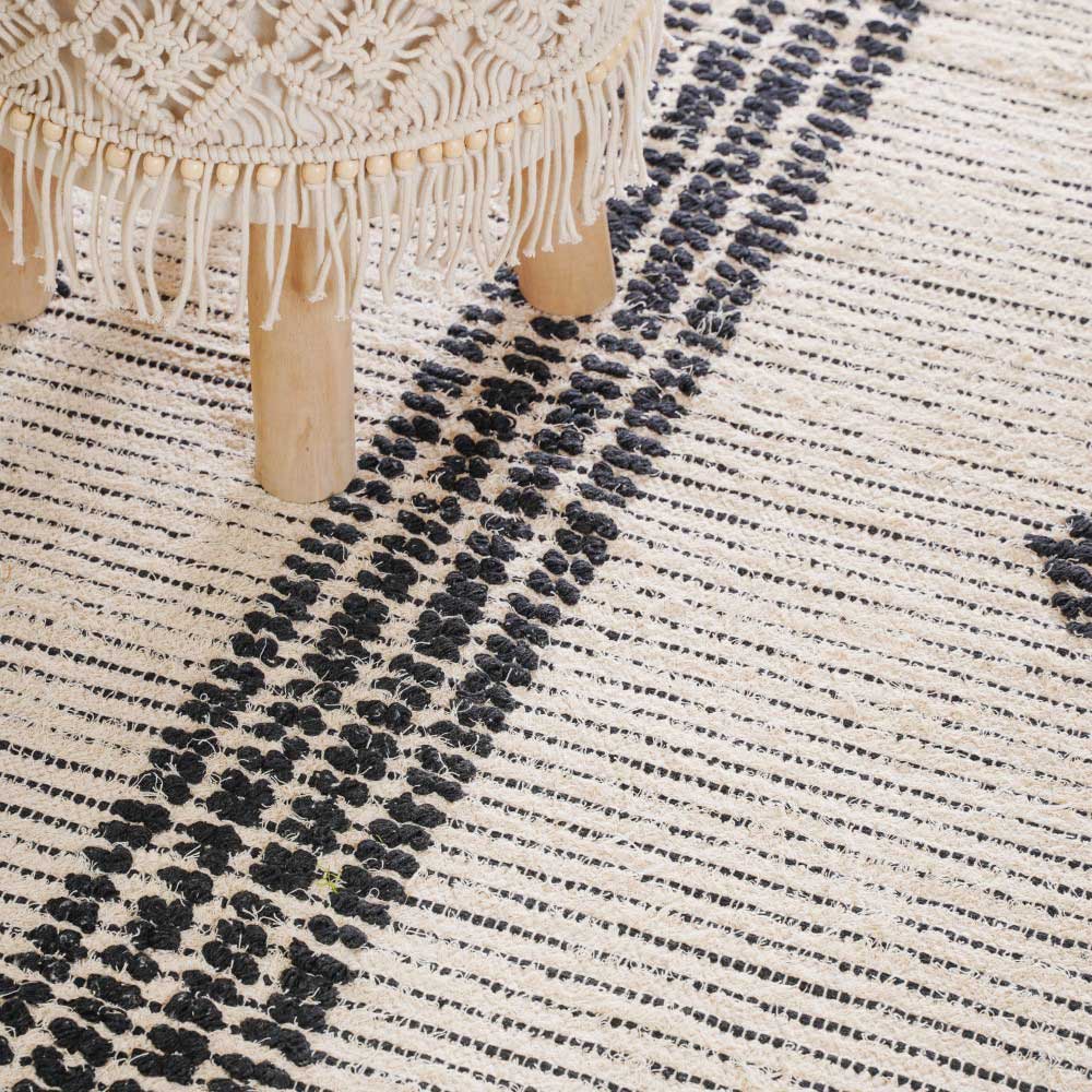 Black and Beige Hand Woven Carpet for Living Room - Image 3
