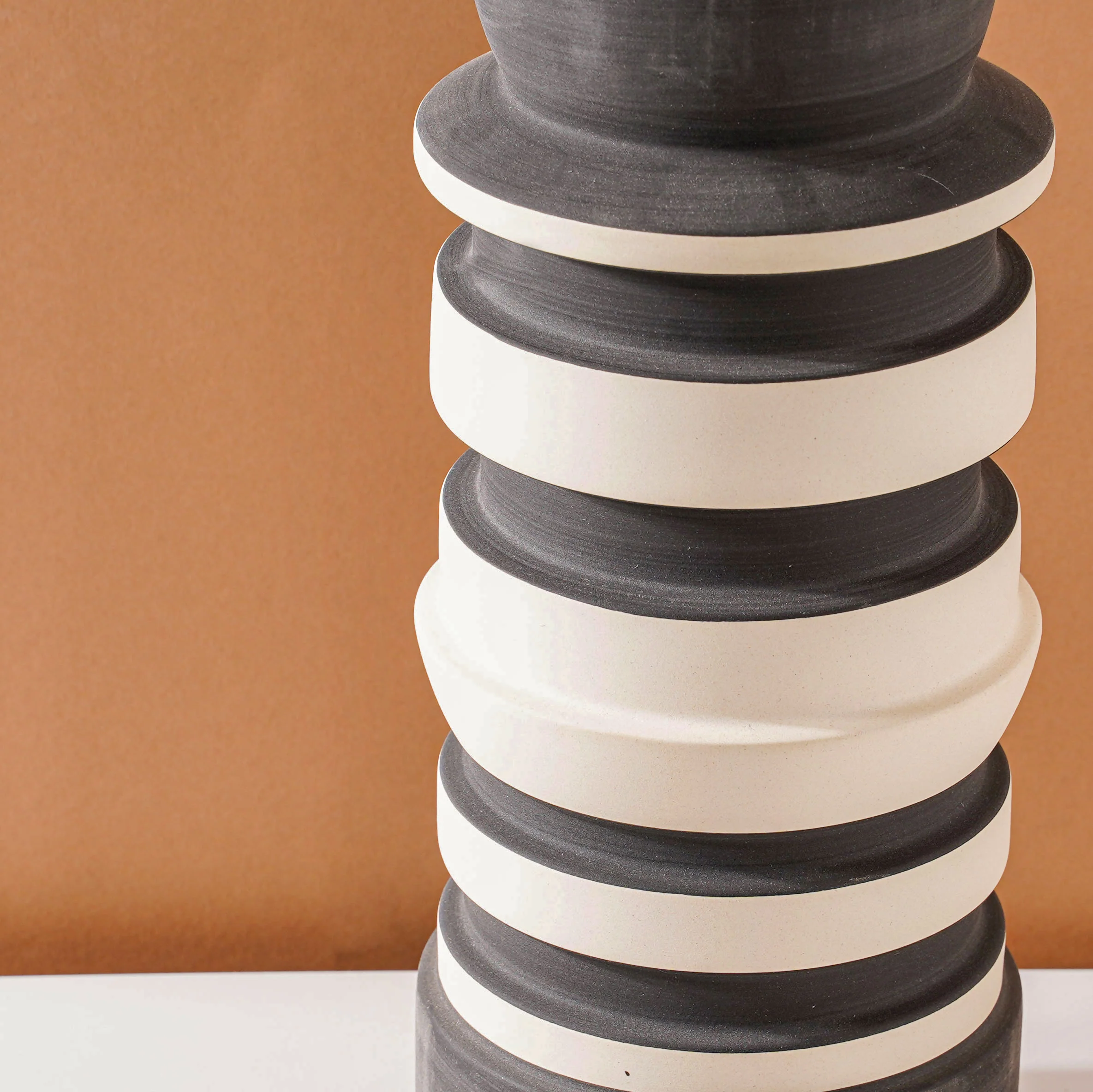 Black and White Ceramic Vase - Image 3