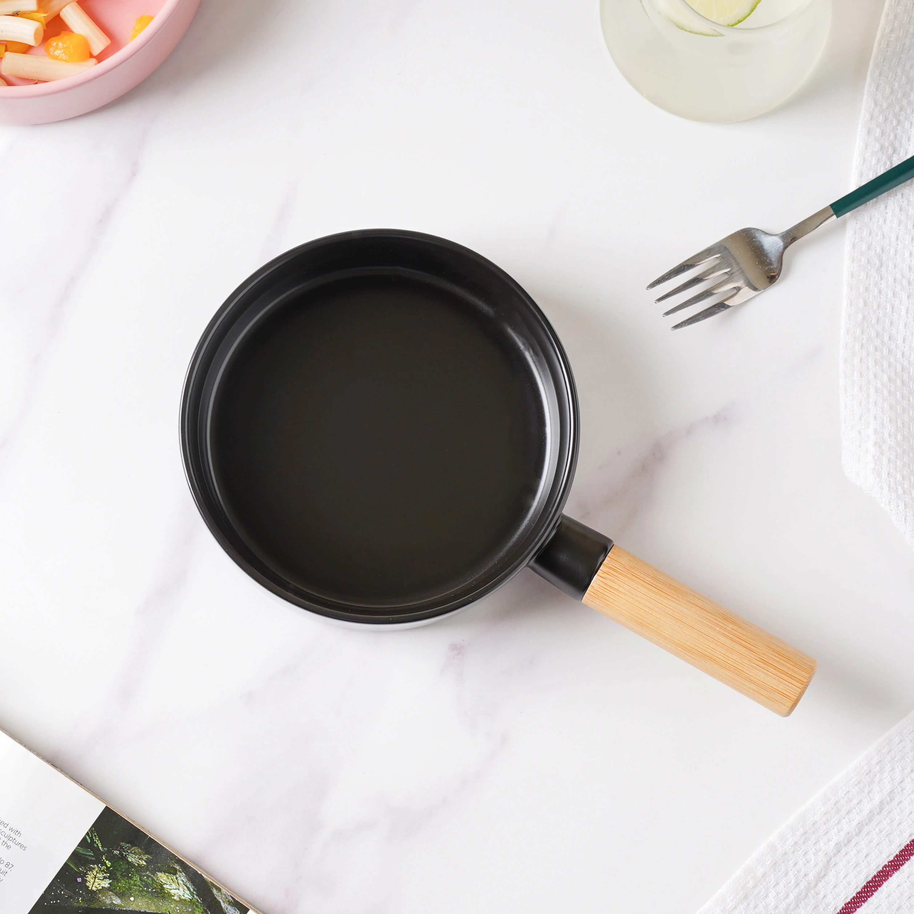 Black Berry Baking Pan With Handle - Image 2