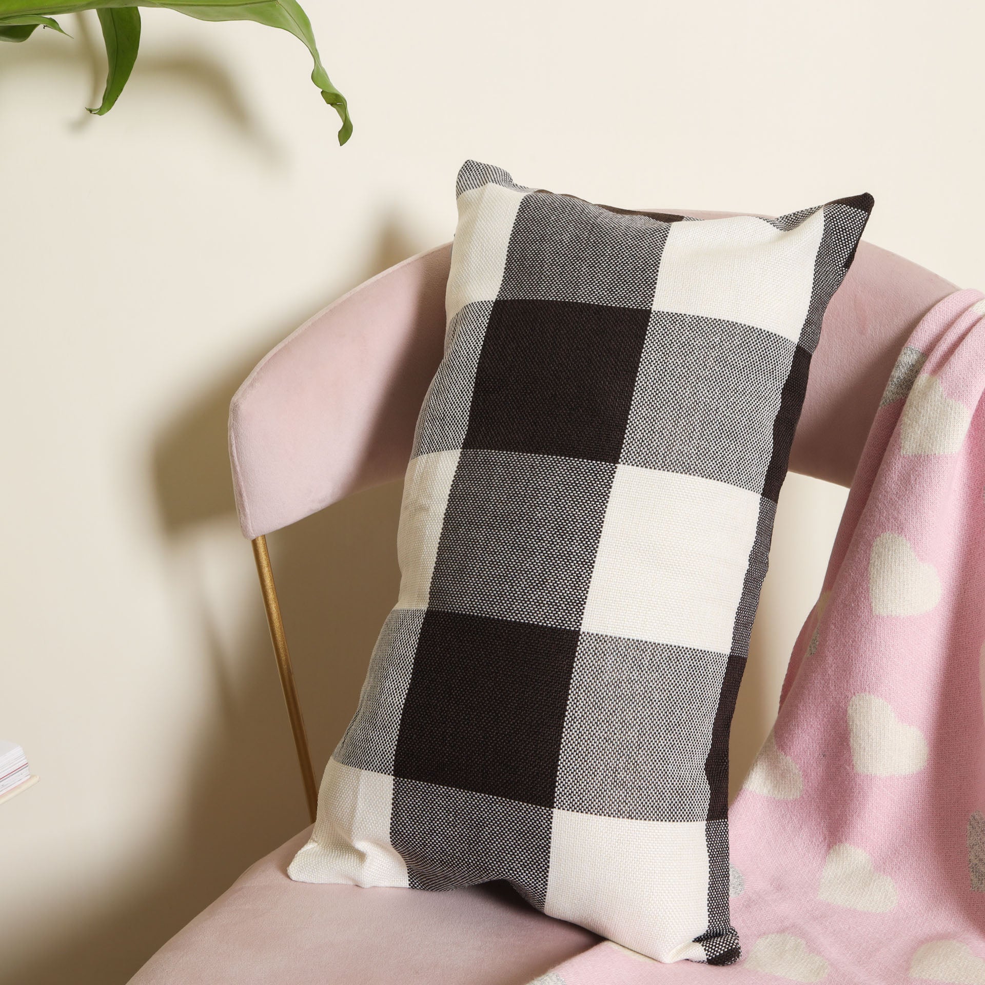 Black-grey Checkered Bed Pillow Cover - Image 2
