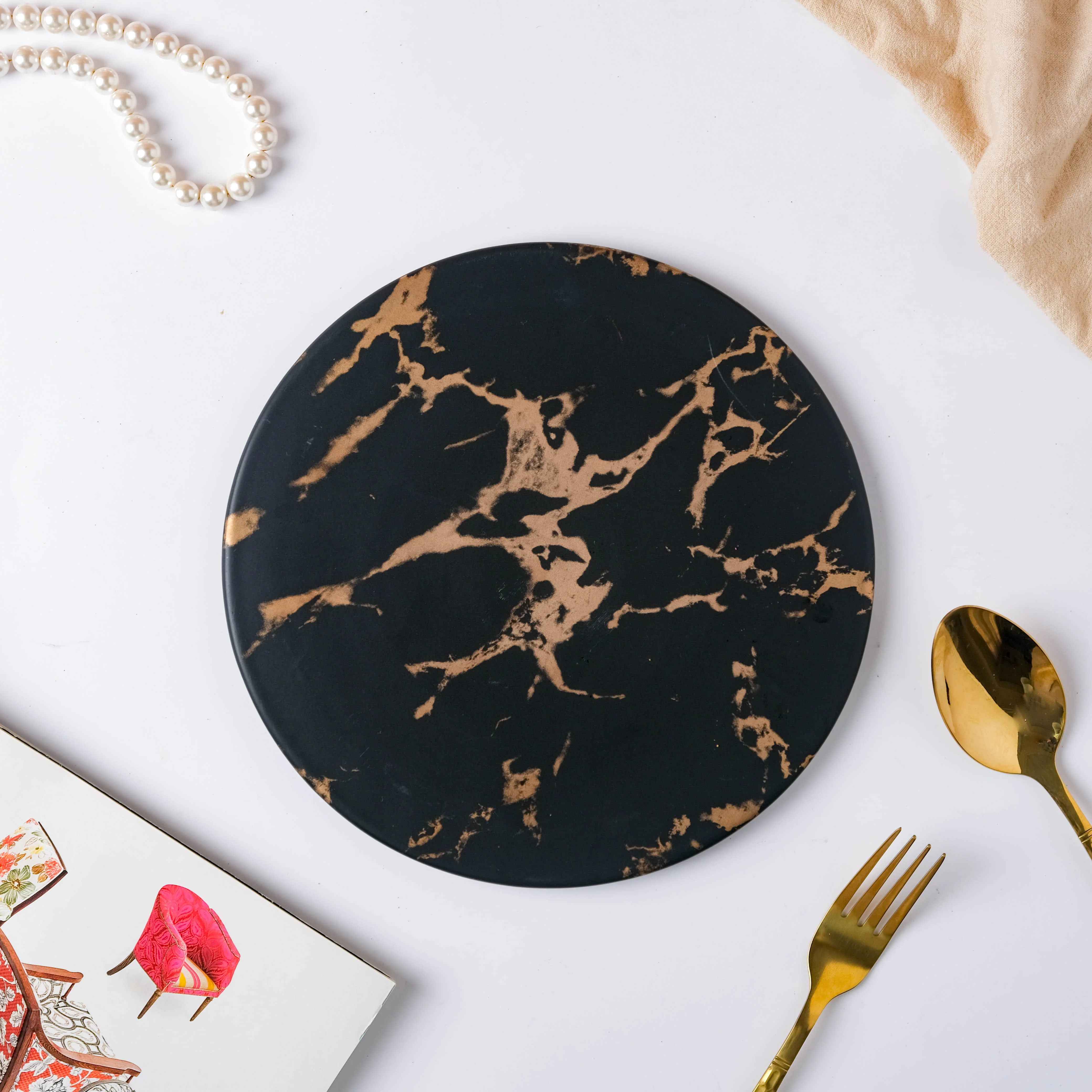 Black Round Ceramic Platter - Image 3