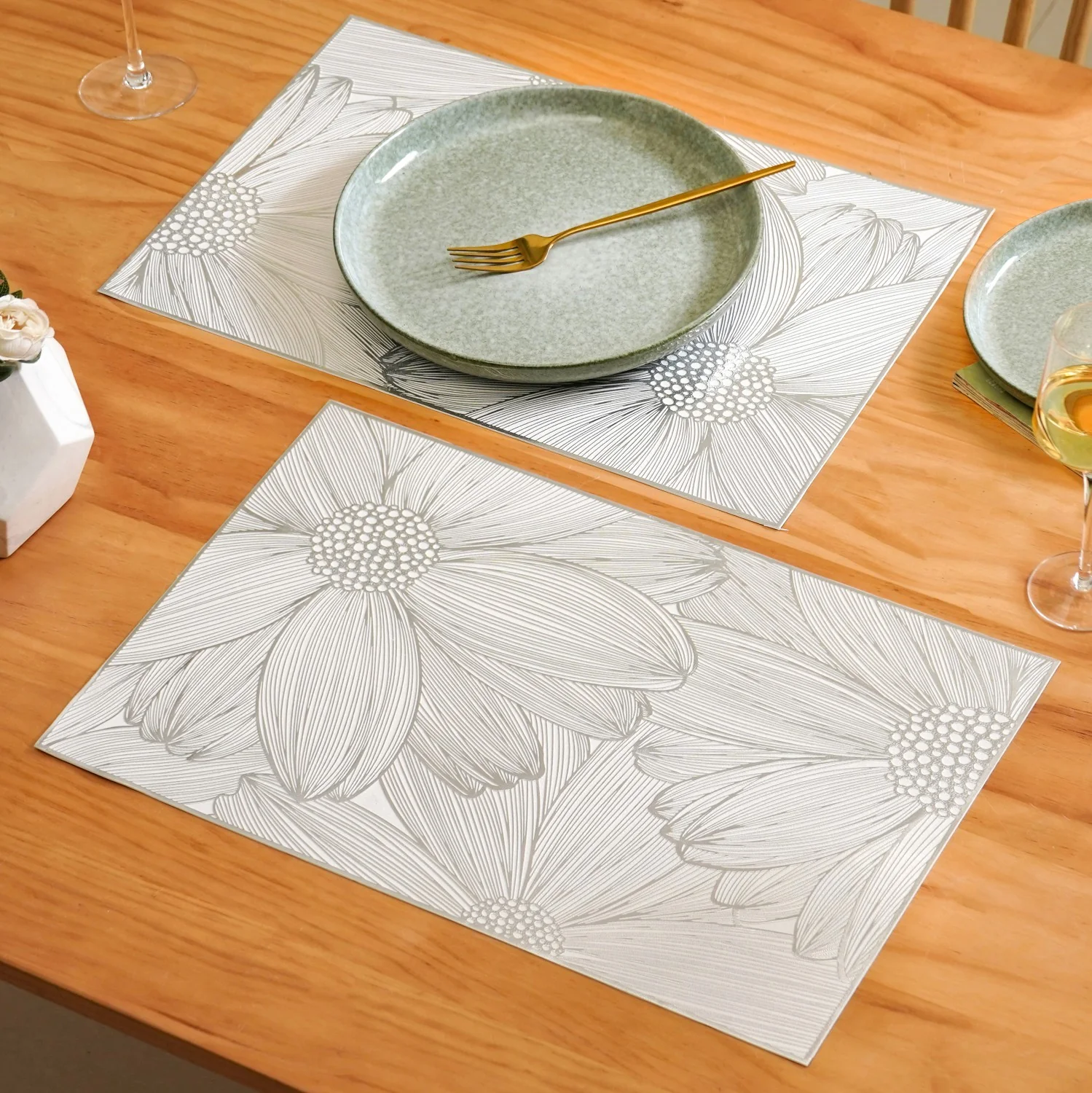 Blooming Flower Silver Table Mat Set Of 6 - Image 6