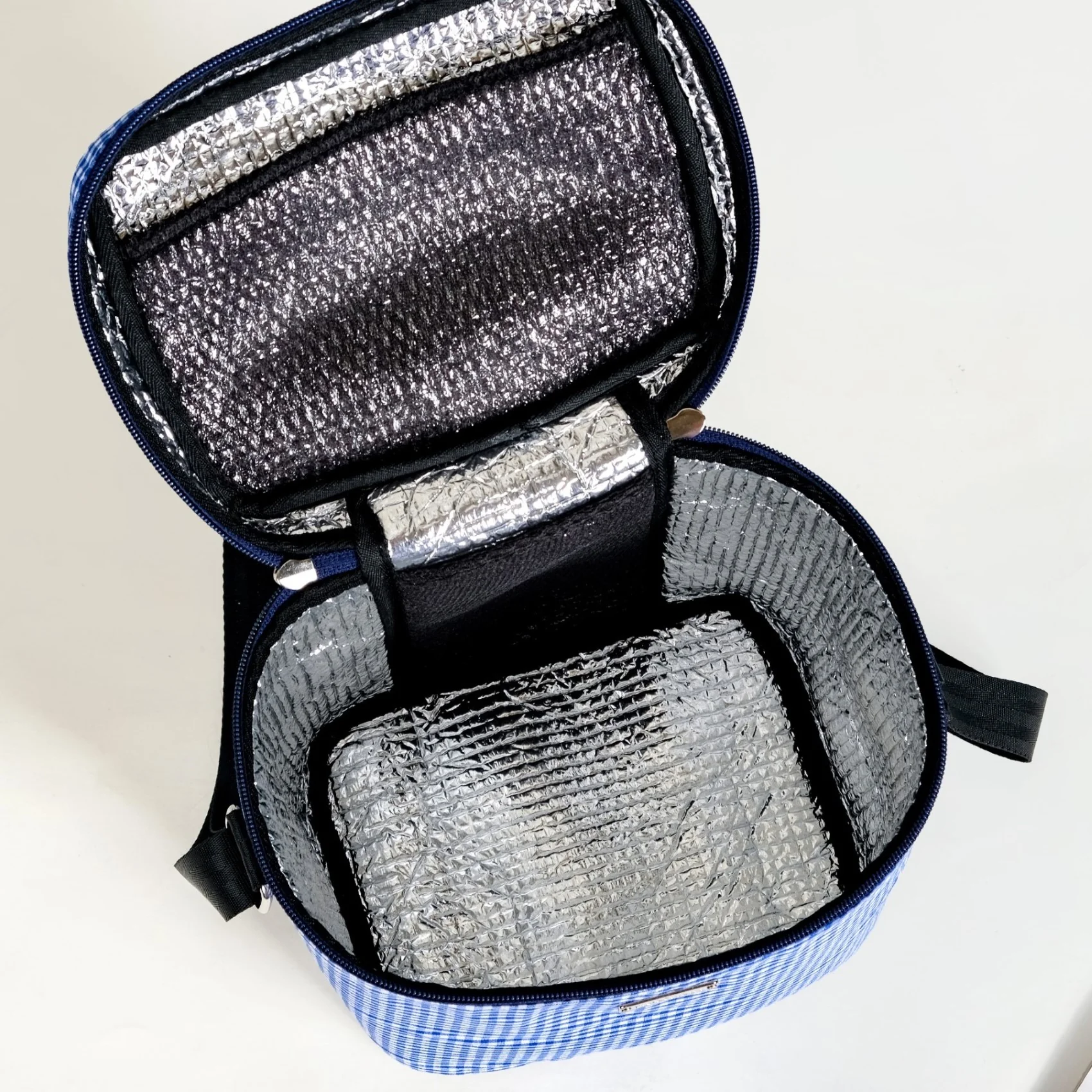 Blue Gingham Insulated Lunch Bag - Image 8