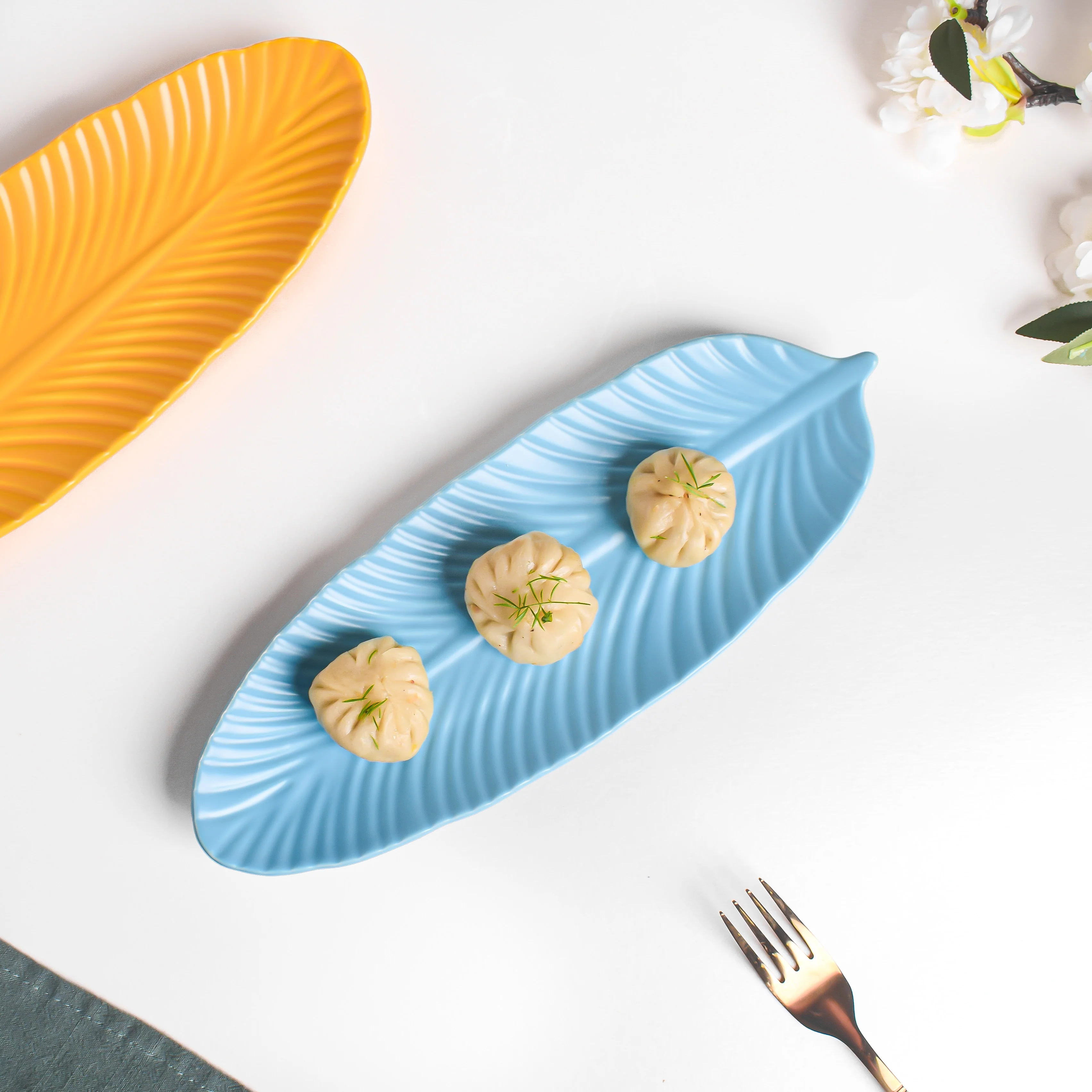 Blue Muffin Leaf Platter - Image 4