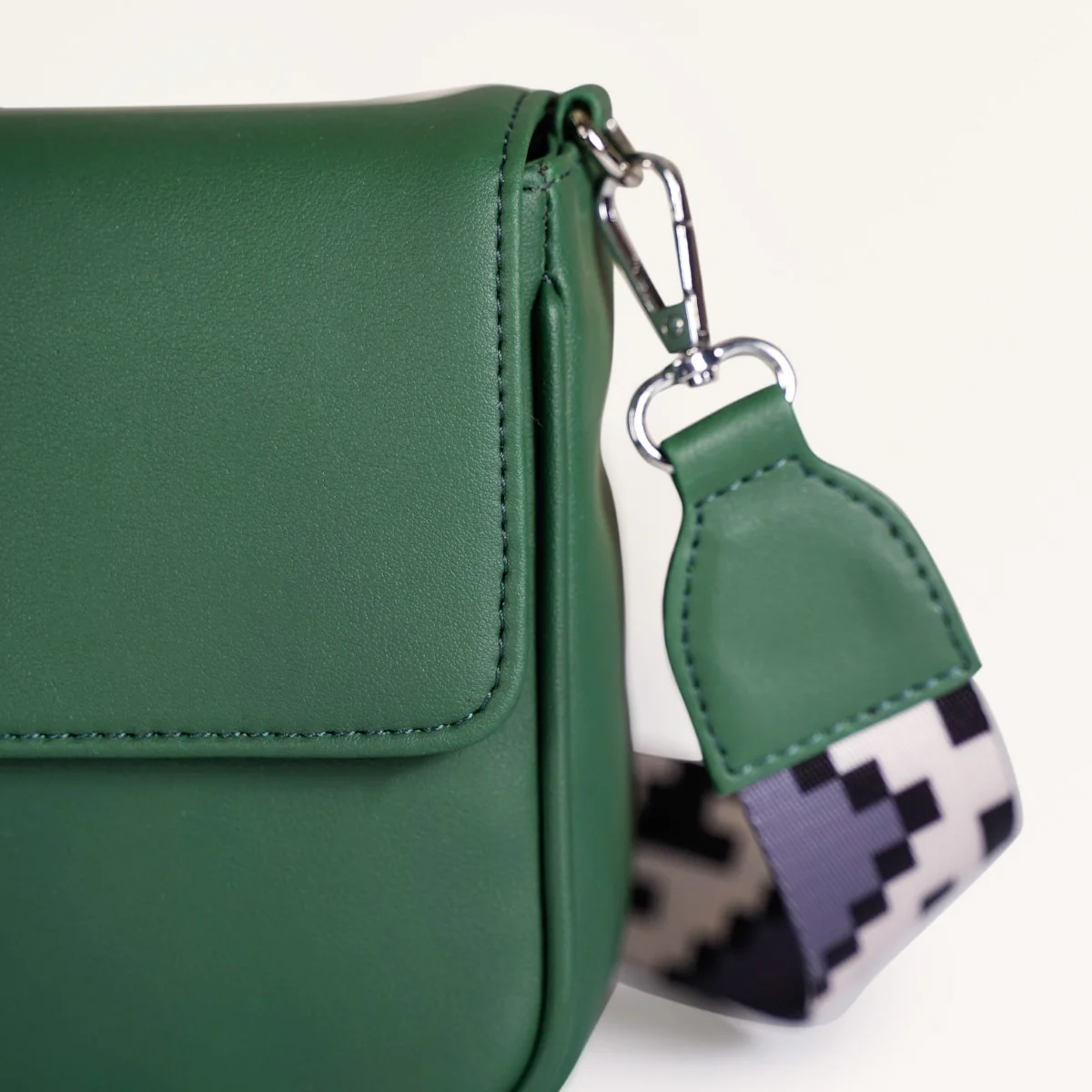 Brio Cheeky Chic Shoulder Bag Green - Image 13