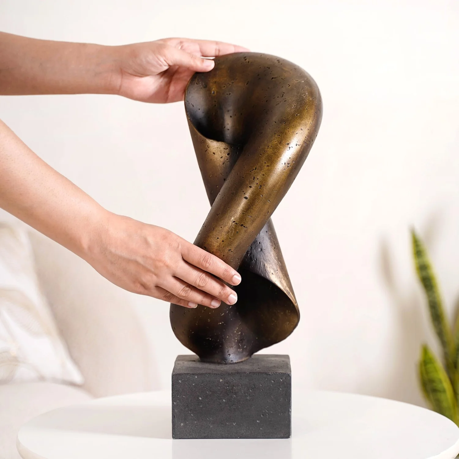 Bronze Flow Resin Accent Decor - Image 2