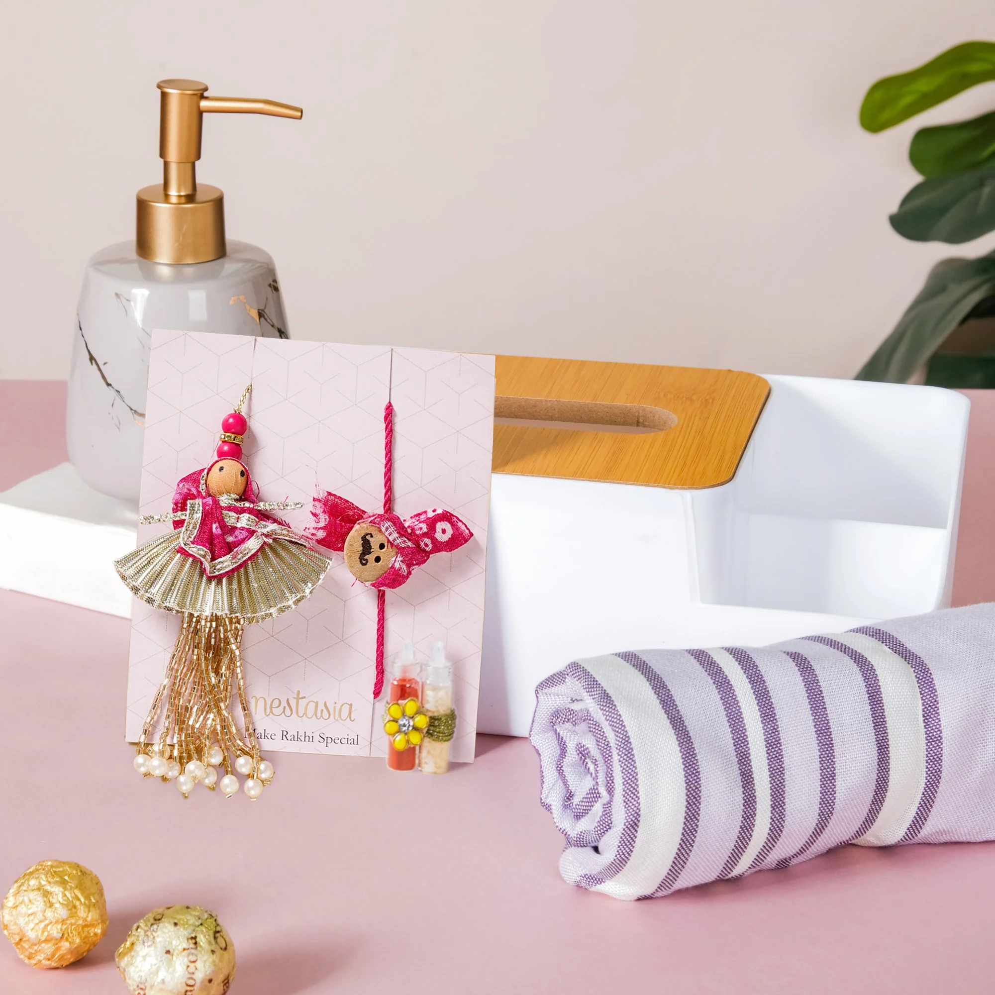 Bubbles & Love Raksha Bandhan Hamper Set Of 6 - Image 4