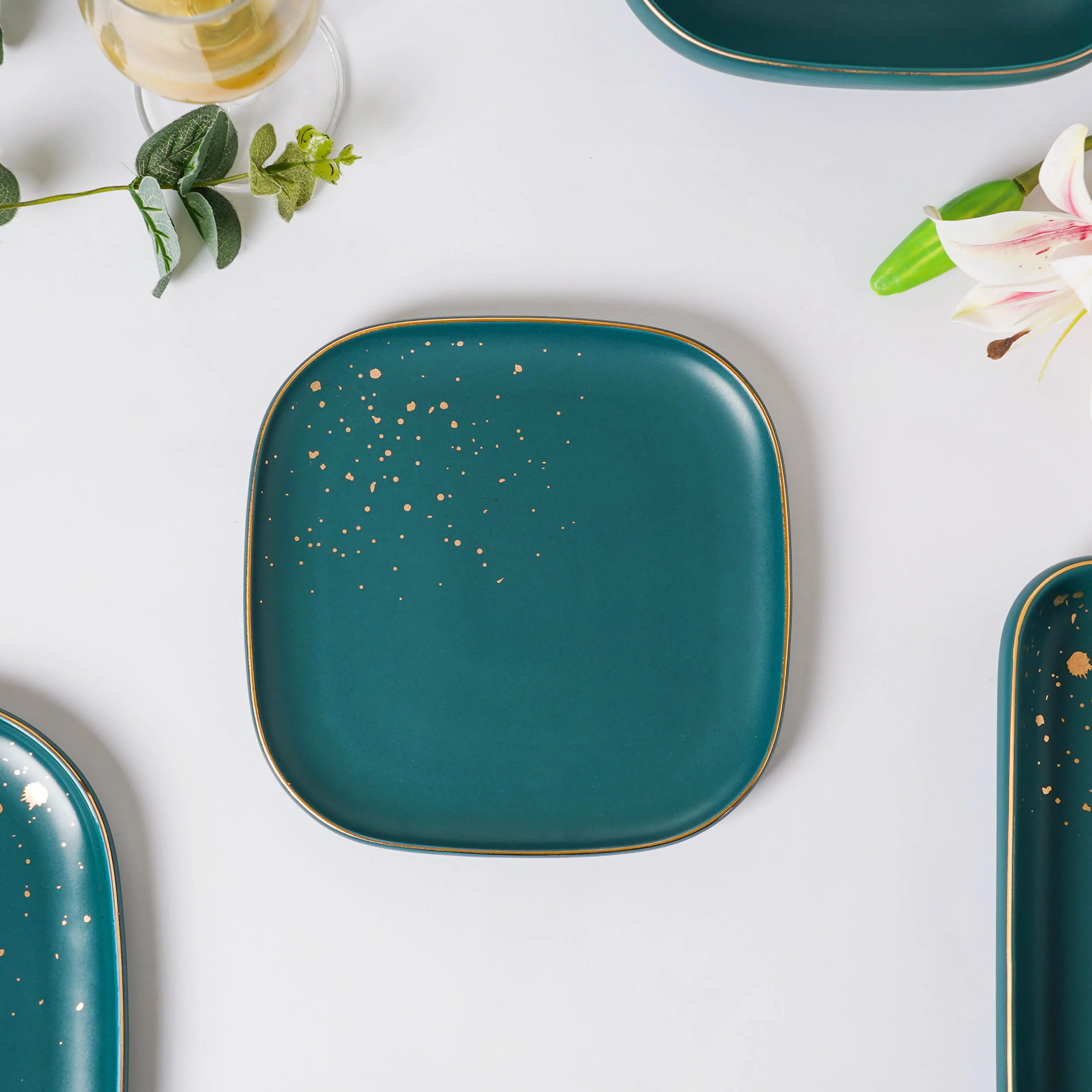 CARA Green 21 Piece Dinnerware Set For 6 - Image 5