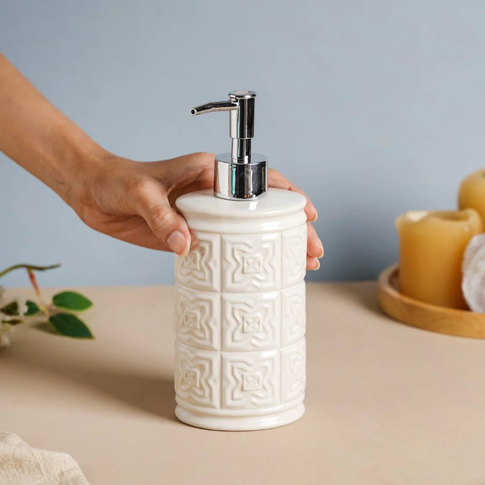 Carved Ceramic Soap Dispenser 500 ml - Image 2