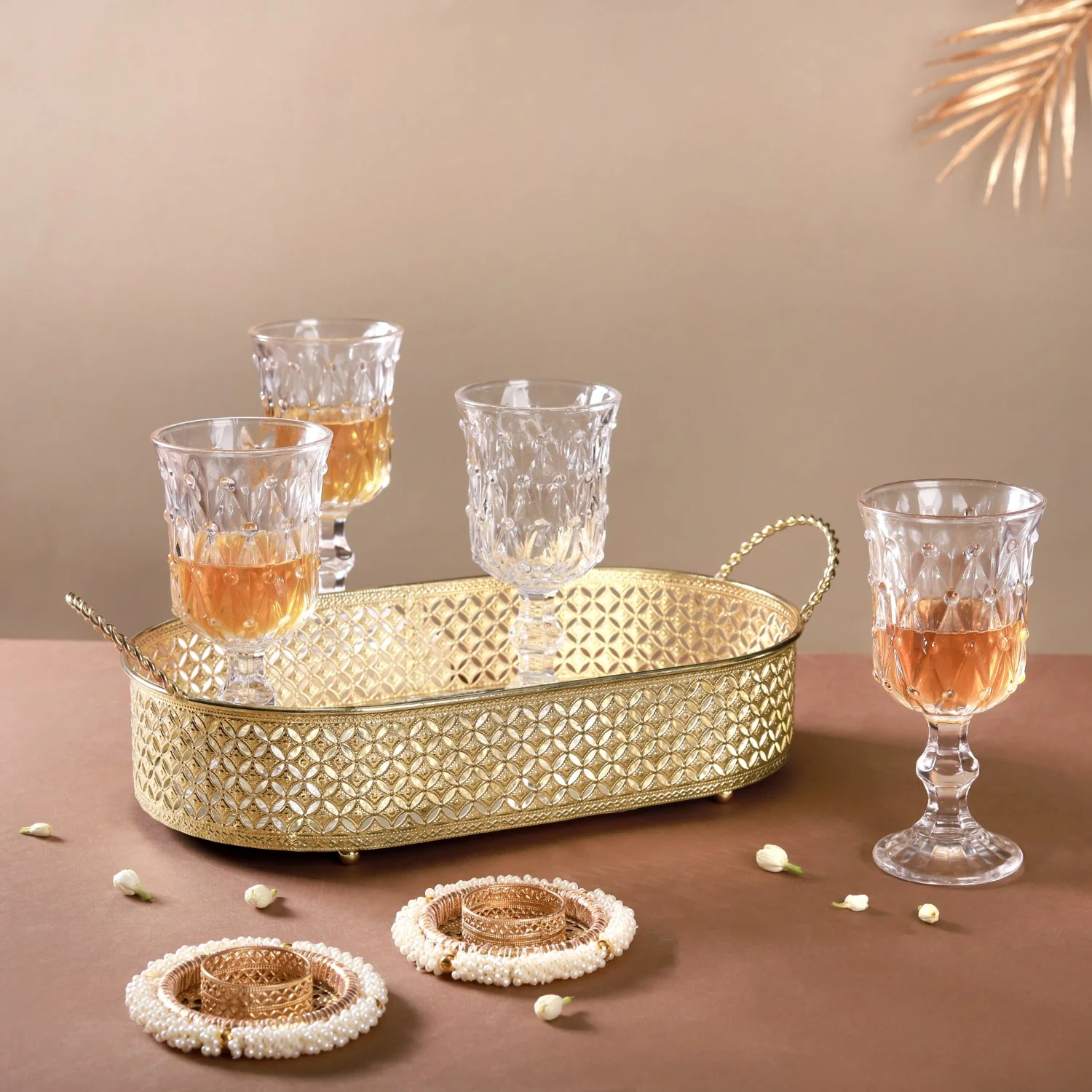 Celebrations Tray Glassware Gift Hamper Set Of 4 - Image 2