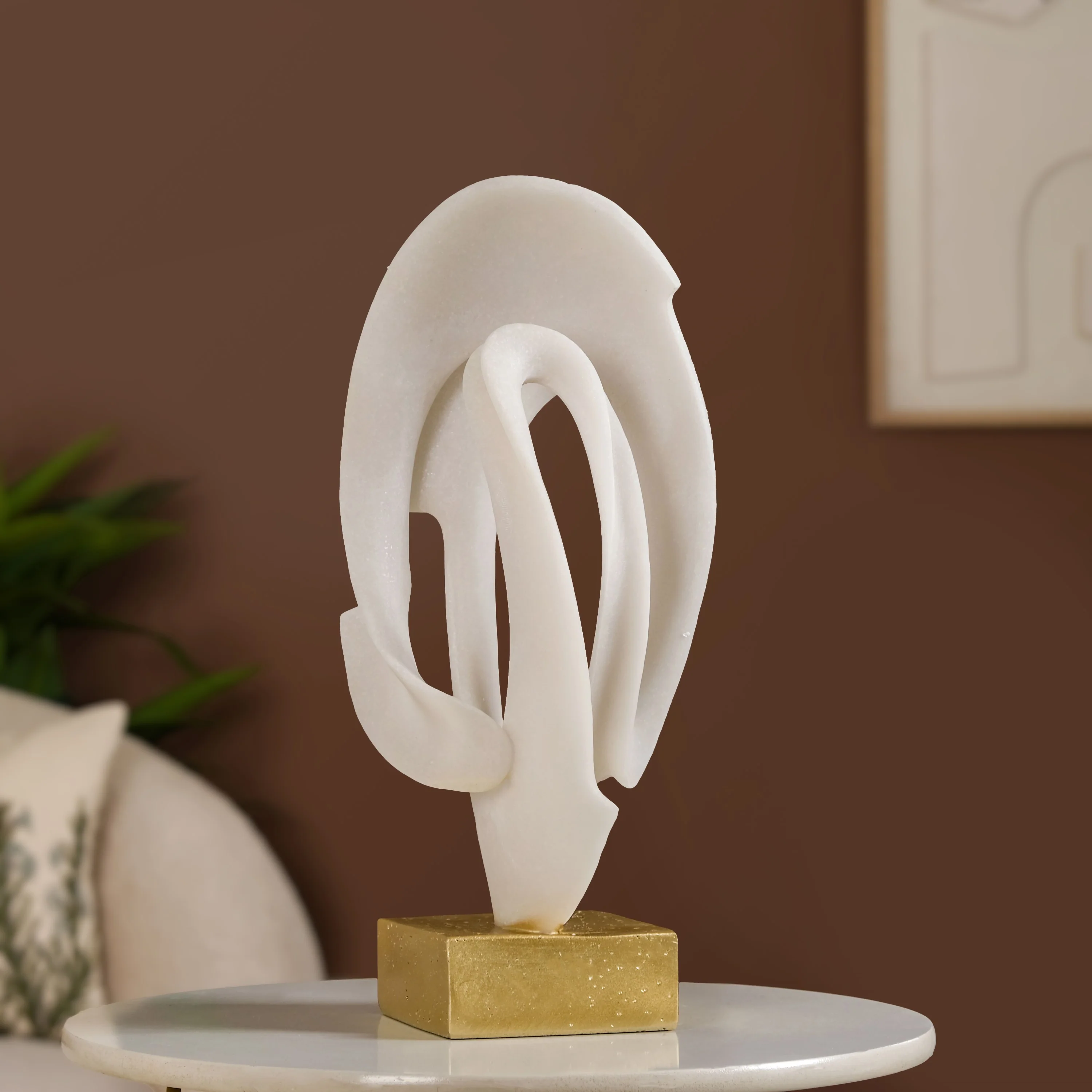Celestine Curve Decor
