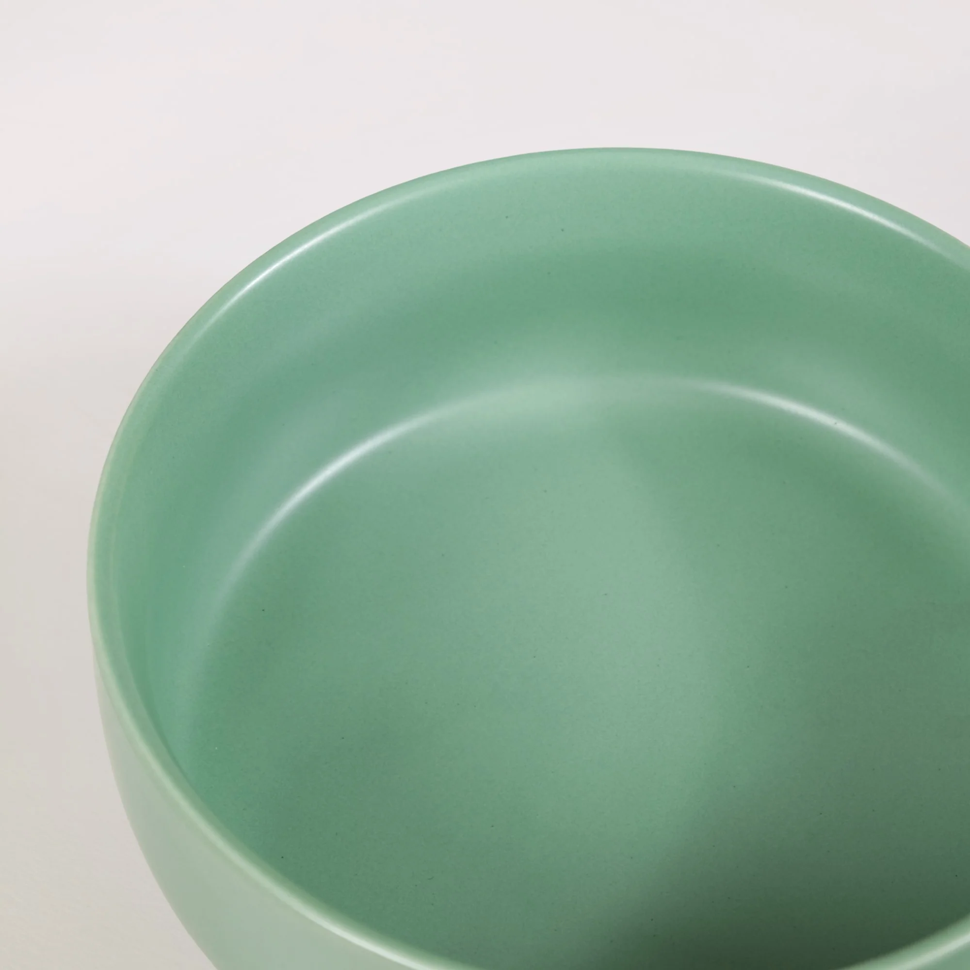 Ceramic Baking Bowl With Handle Sage Green 700ml - Image 7
