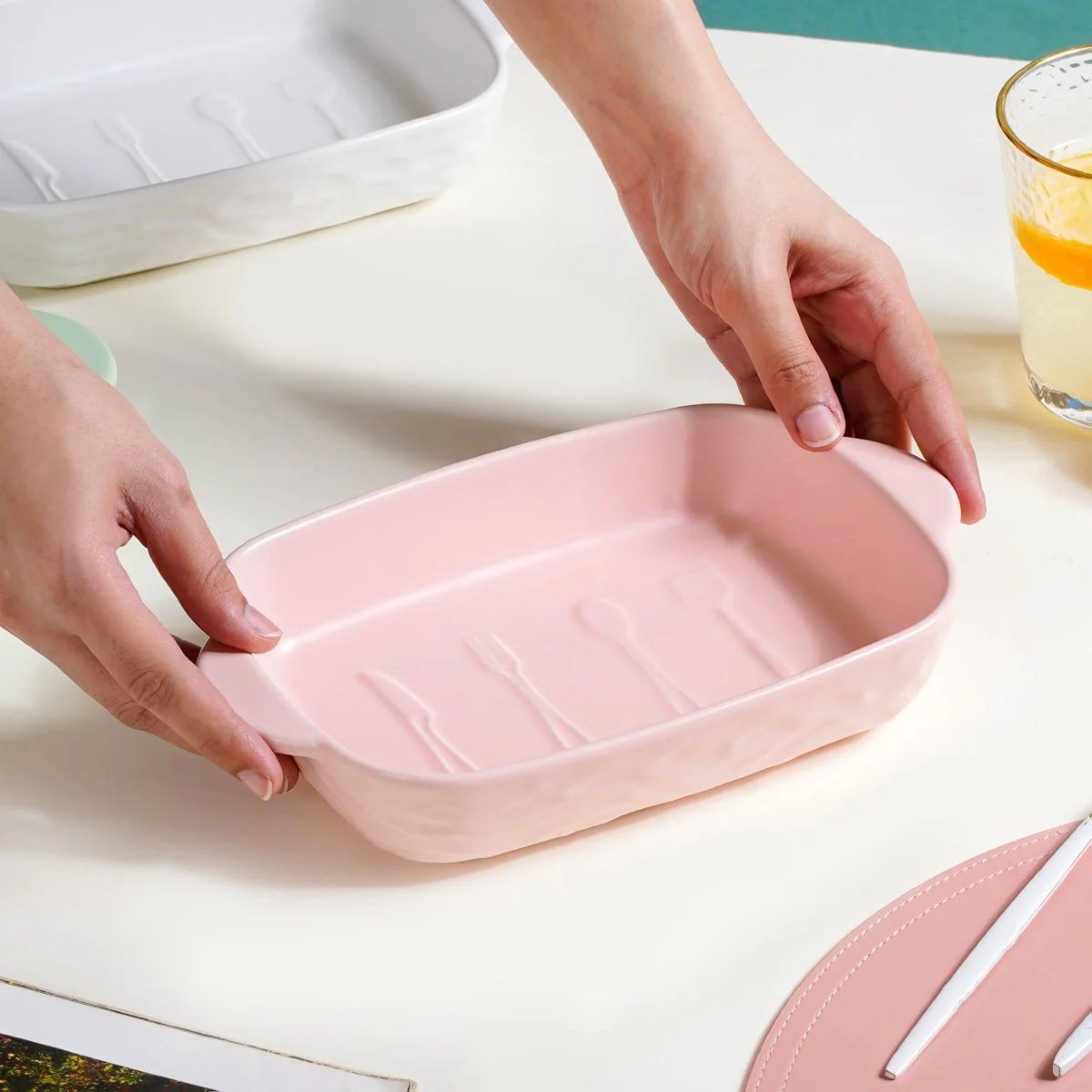 Ceramic Casserole Dish With Double Handle Pink 650 ml - Image 4