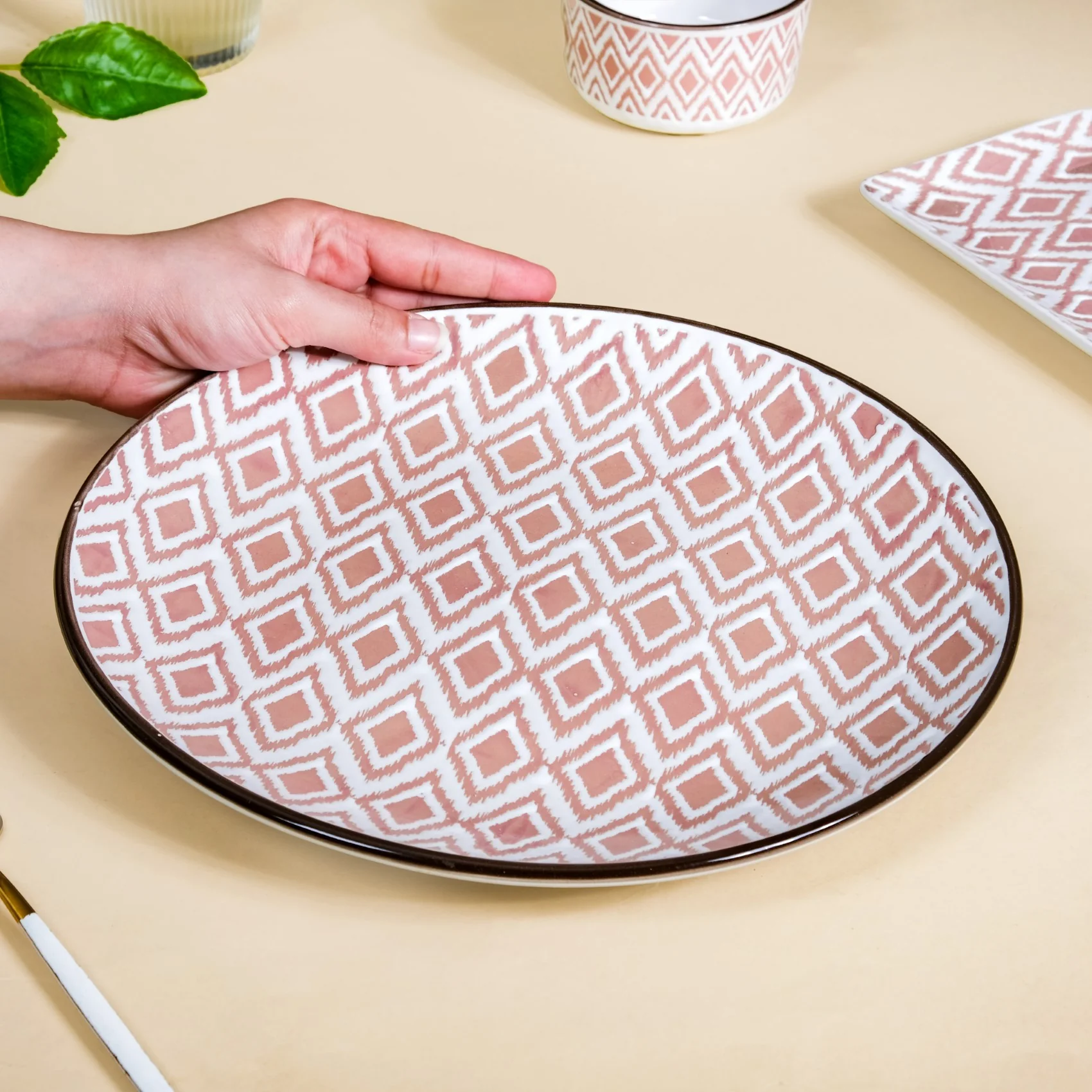 Ceramic Kaleido Dinner Plate Set Of 4 Pink 11 Inch - Image 3