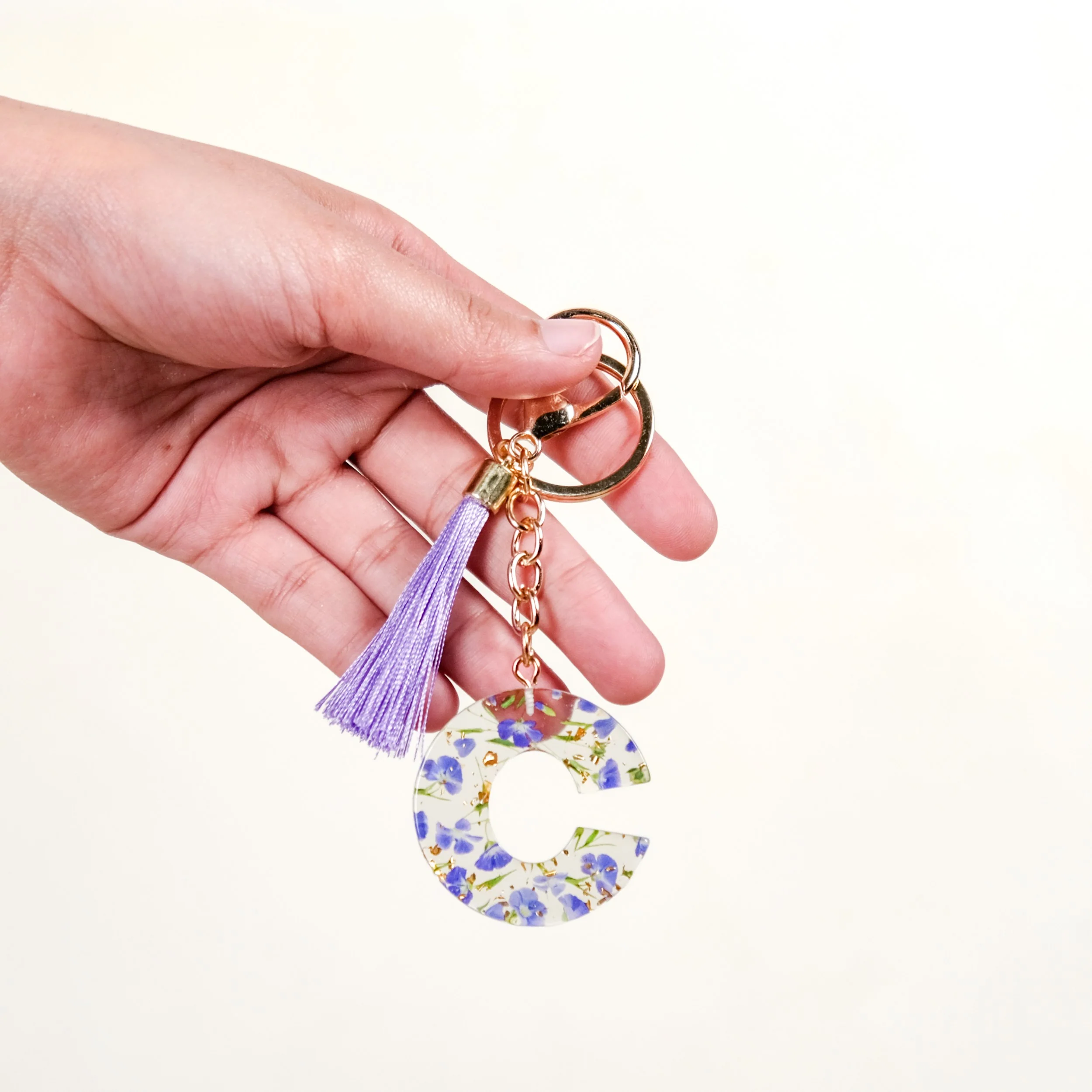 Charming Elegance C Alphabet Keychain - Image 2