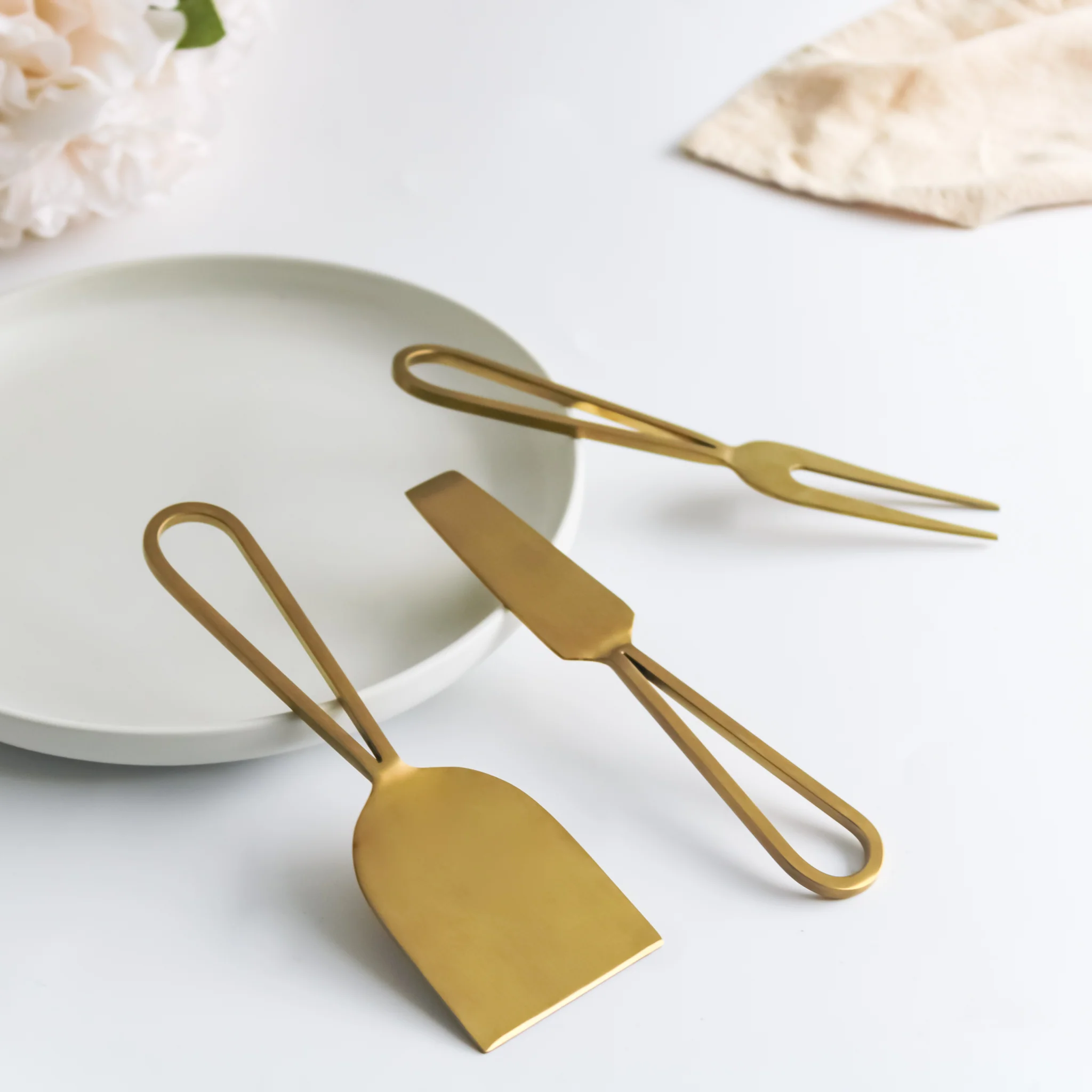 Cheese Knife Set of 3 - Gold - Image 3