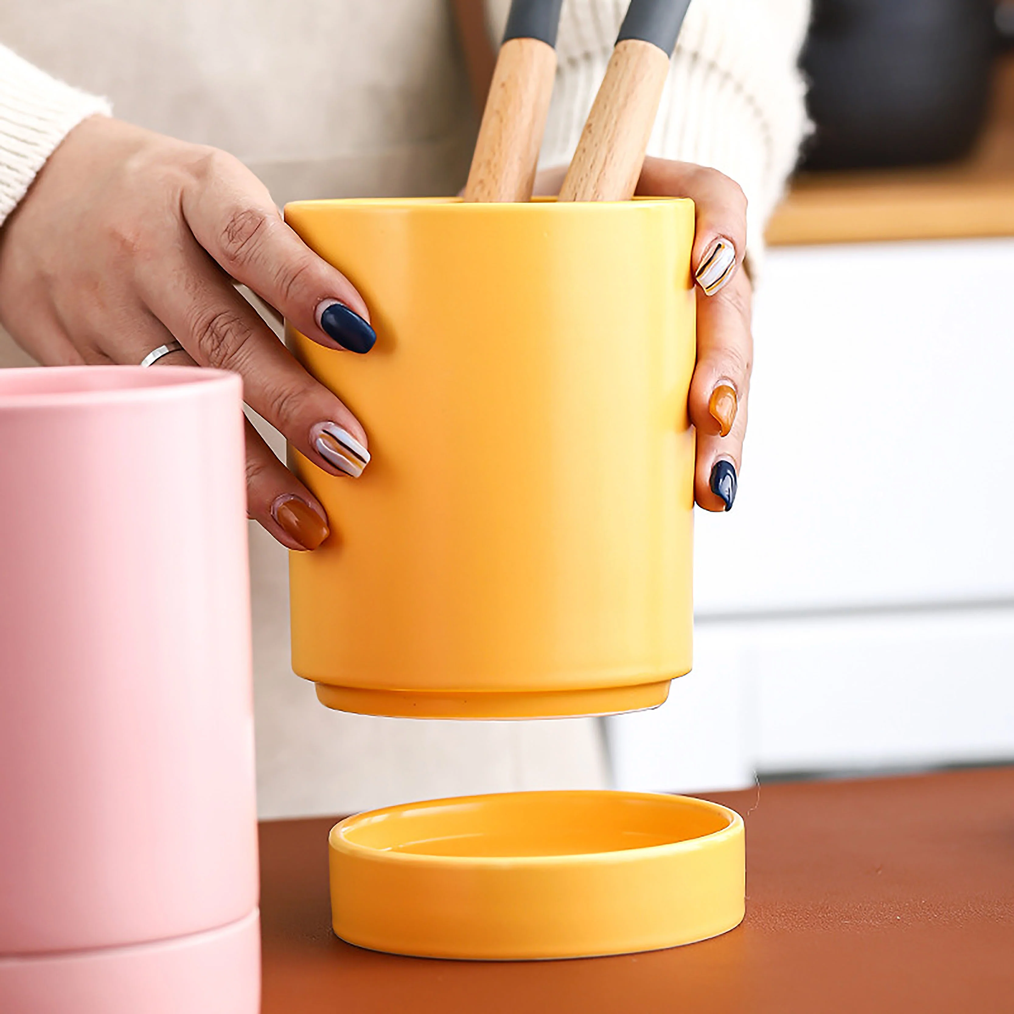 Chopstick Holder With Tray - Image 7