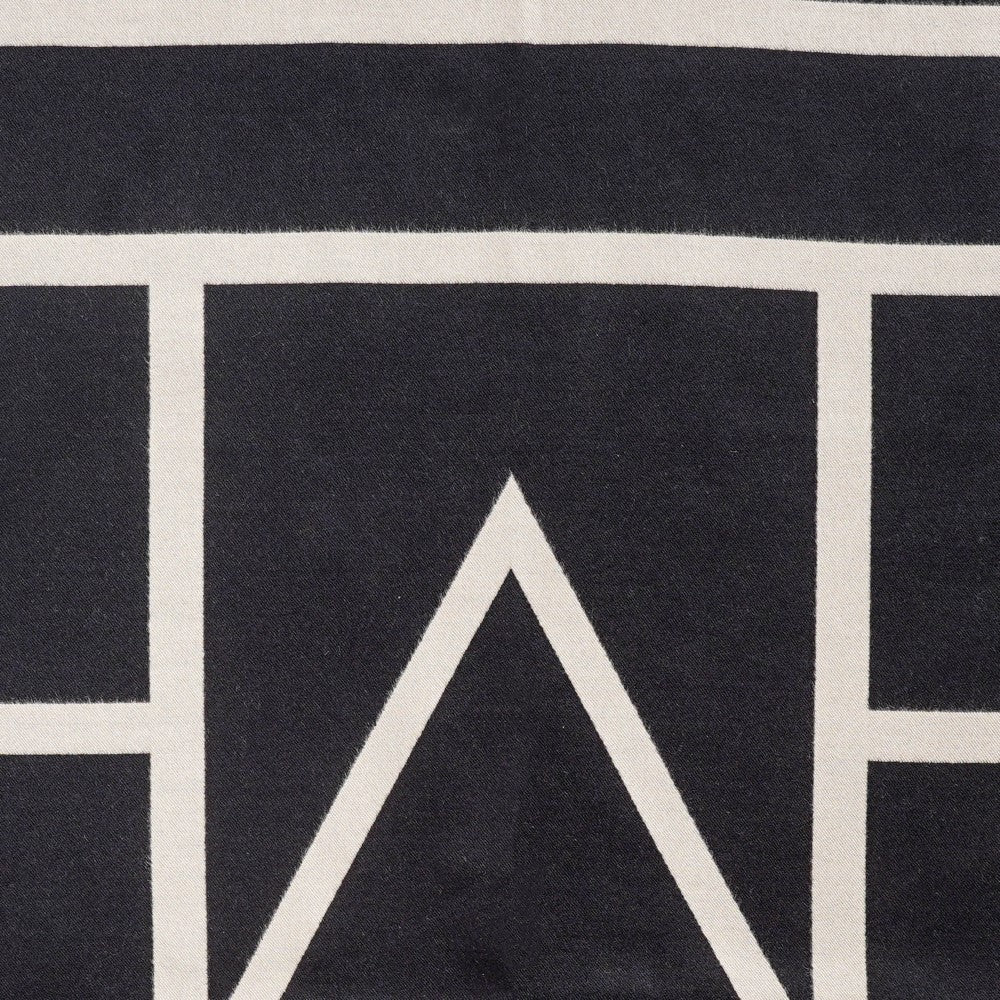 Classic Designer Scarf - Image 11