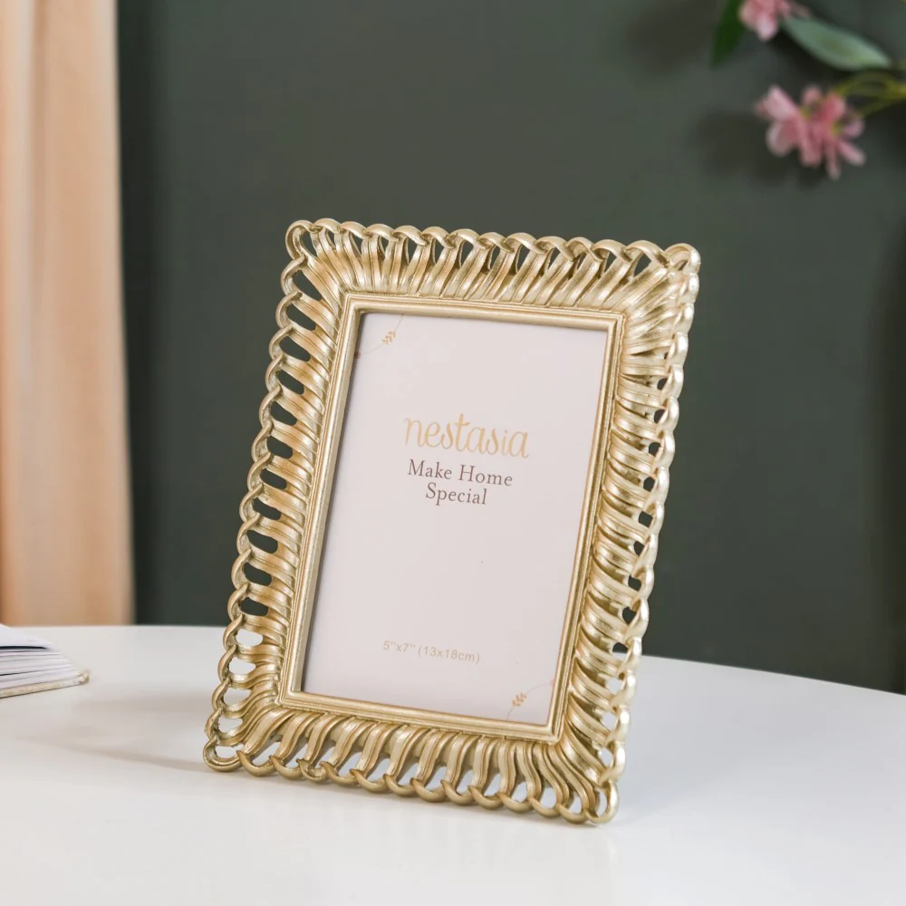 Classic Gold Photo Frame 9.5"x7.5" - Image 4
