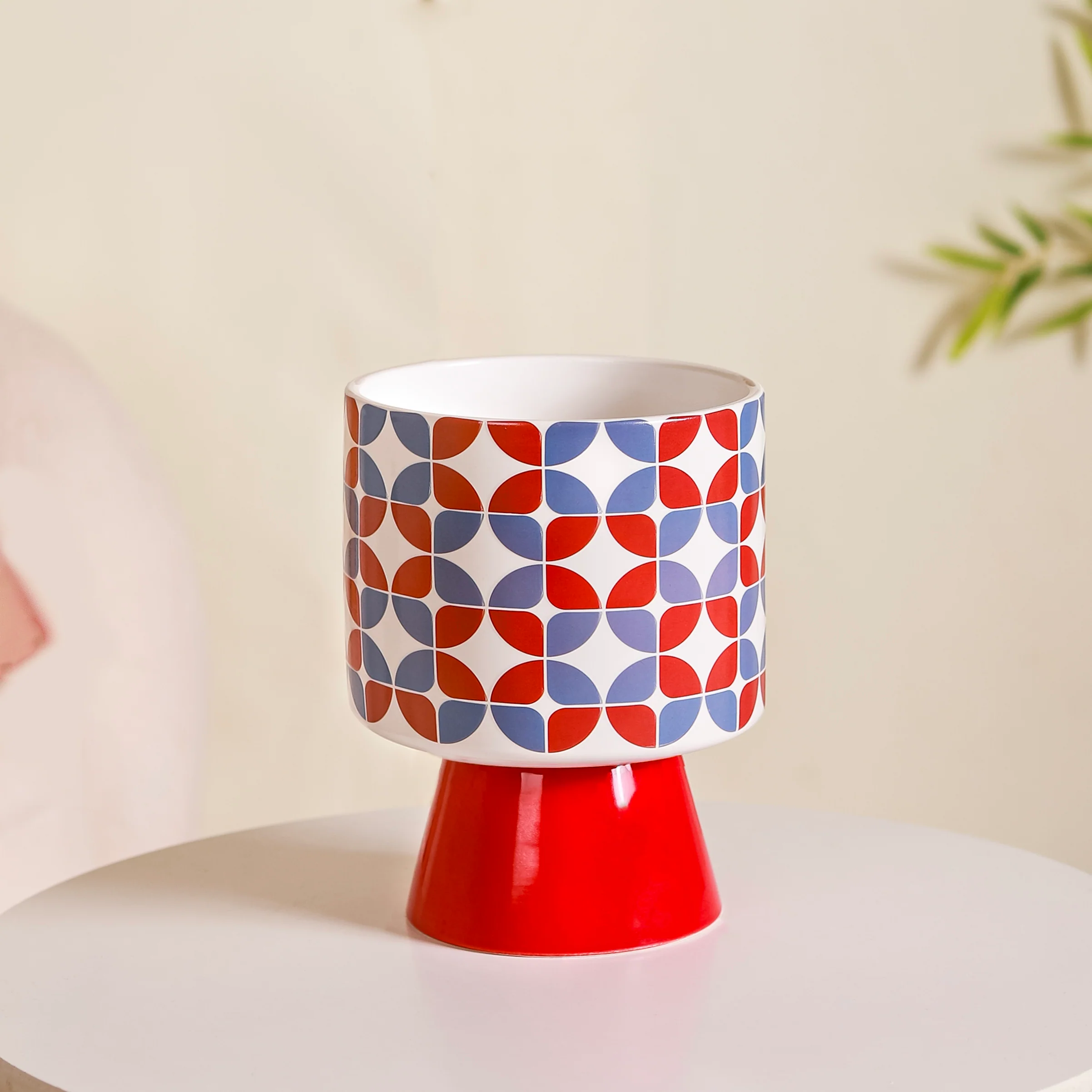 Colourful Pedestal Vase Bauhaus Red